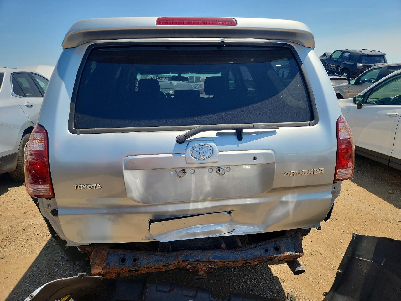 2004 Toyota 4runner Sr5 Silver vin: JTEBU14R348011654