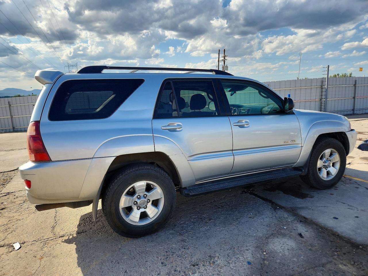 2005 Toyota 4runner Sr5 Silver vin: JTEBU14R350057162