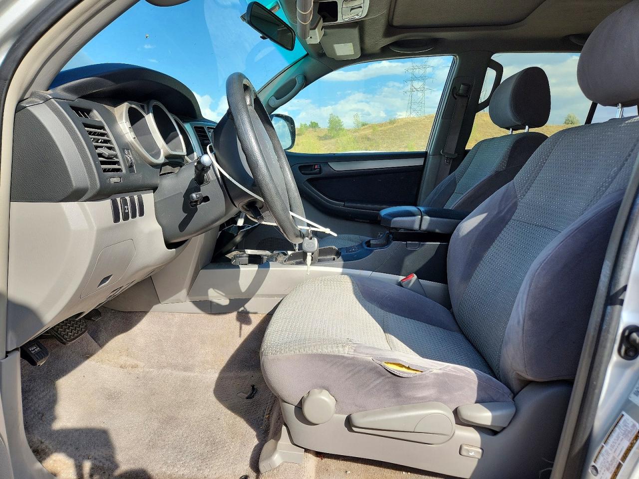 2005 Toyota 4runner Sr5 Silver vin: JTEBU14R350057162