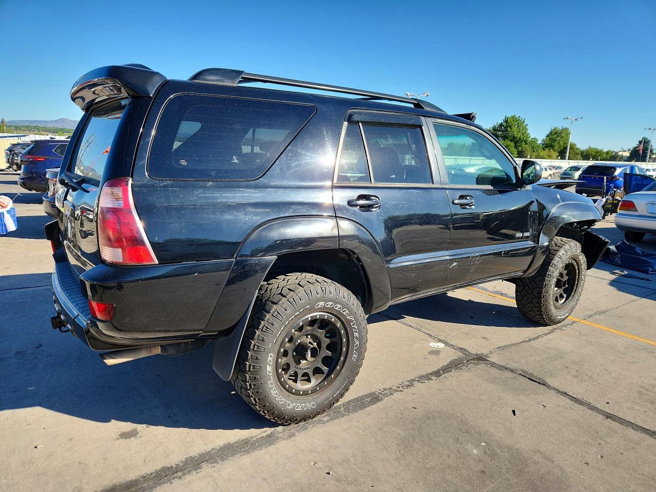 2005 Toyota 4runner Sr5 Black vin: JTEBU14R350062670