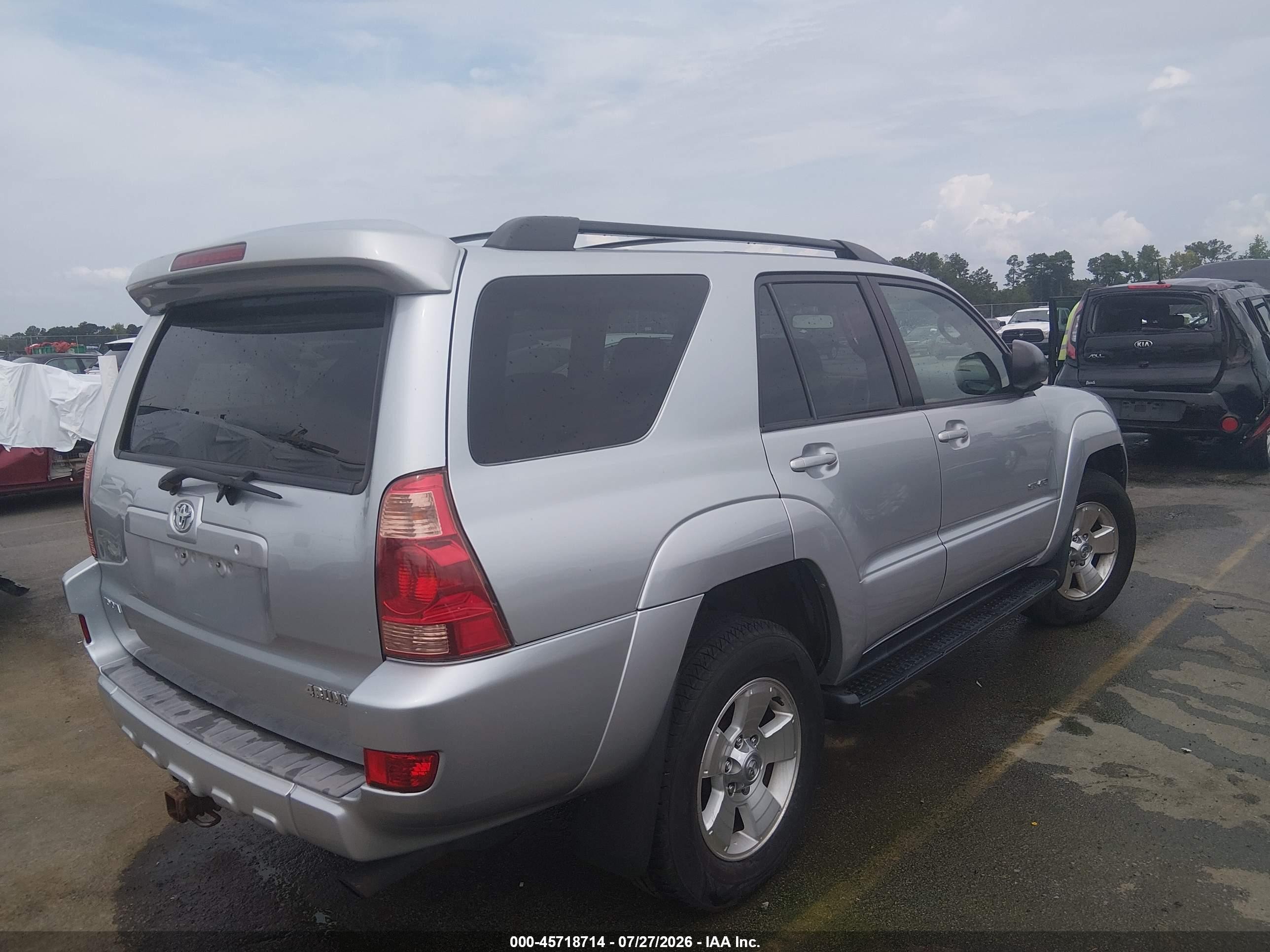 2005 Toyota 4runner Sr5 V6 Silver vin: JTEBU14R350065276