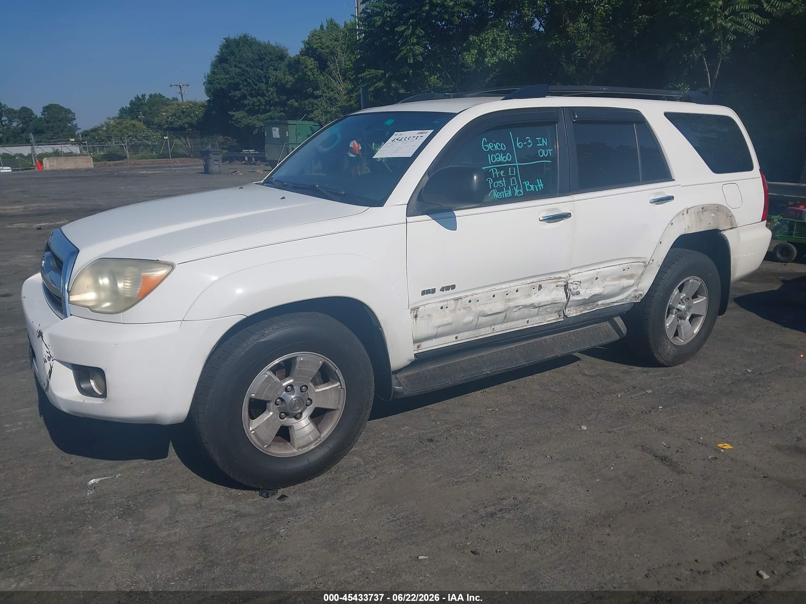2006 Toyota 4runner Sr5 White vin: JTEBU14R360099607