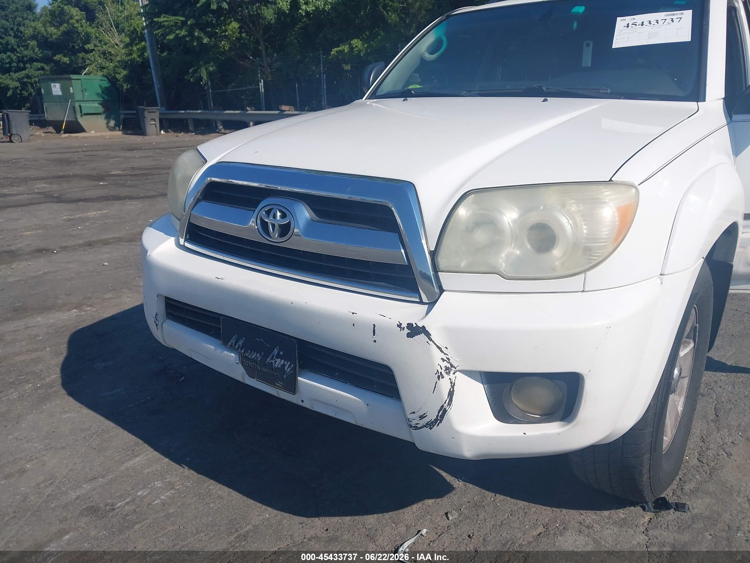 2006 Toyota 4runner Sr5 White vin: JTEBU14R360099607