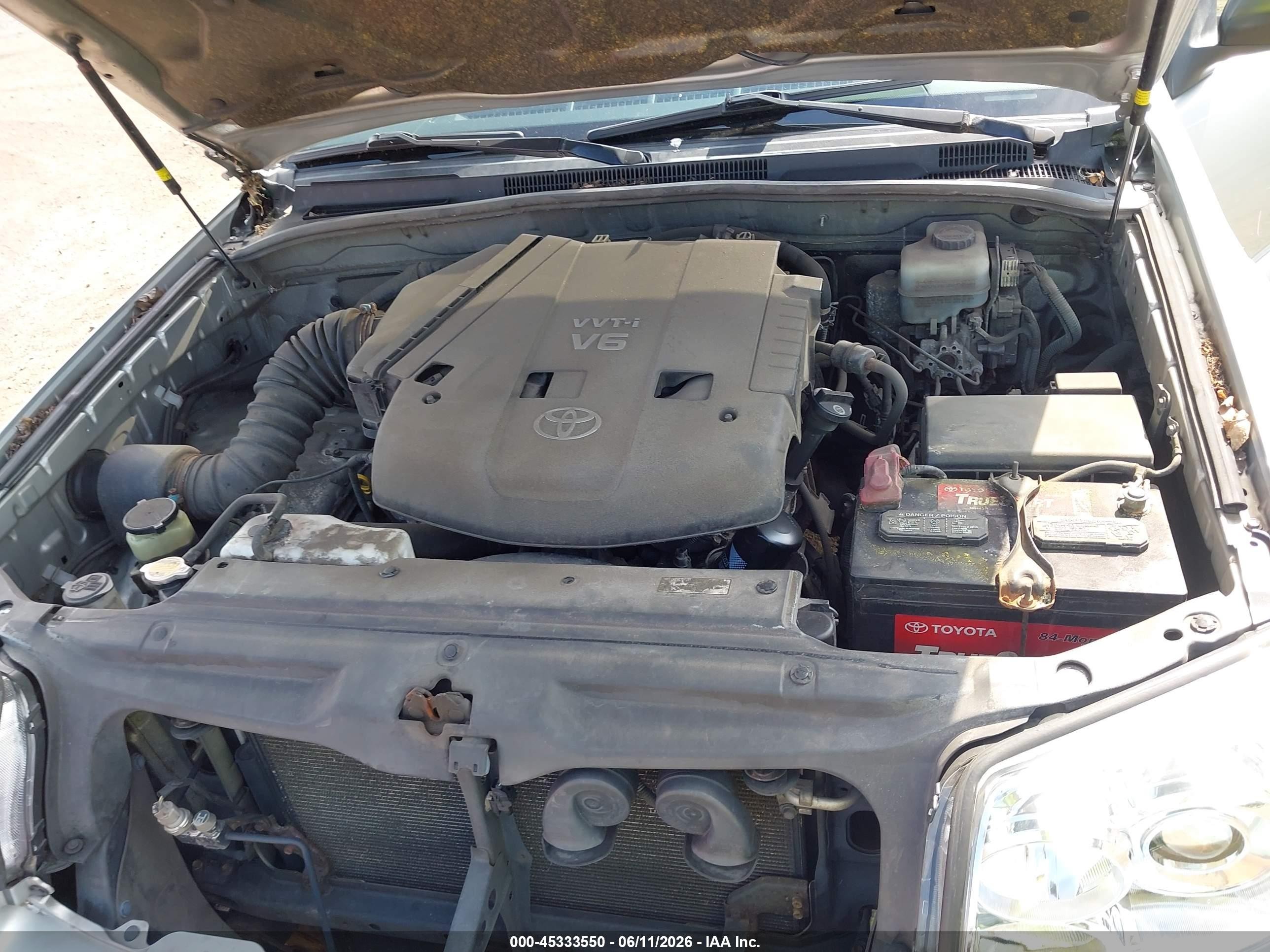 2008 Toyota 4runner Sr5 V6 Silver vin: JTEBU14R38K021268