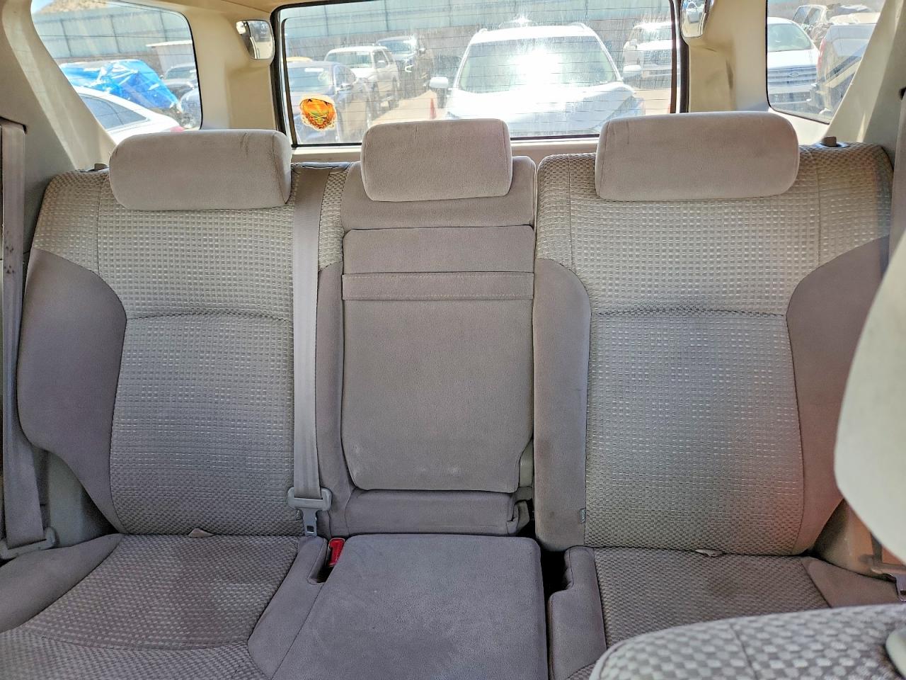 2004 Toyota 4runner Sr5 Tan vin: JTEBU14R440042863