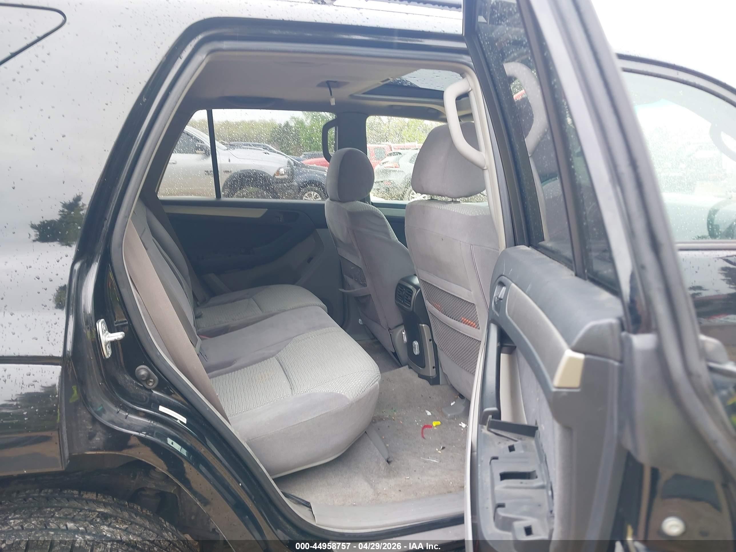 2004 Toyota 4runner Sr5 V6 Black vin: JTEBU14R440046640