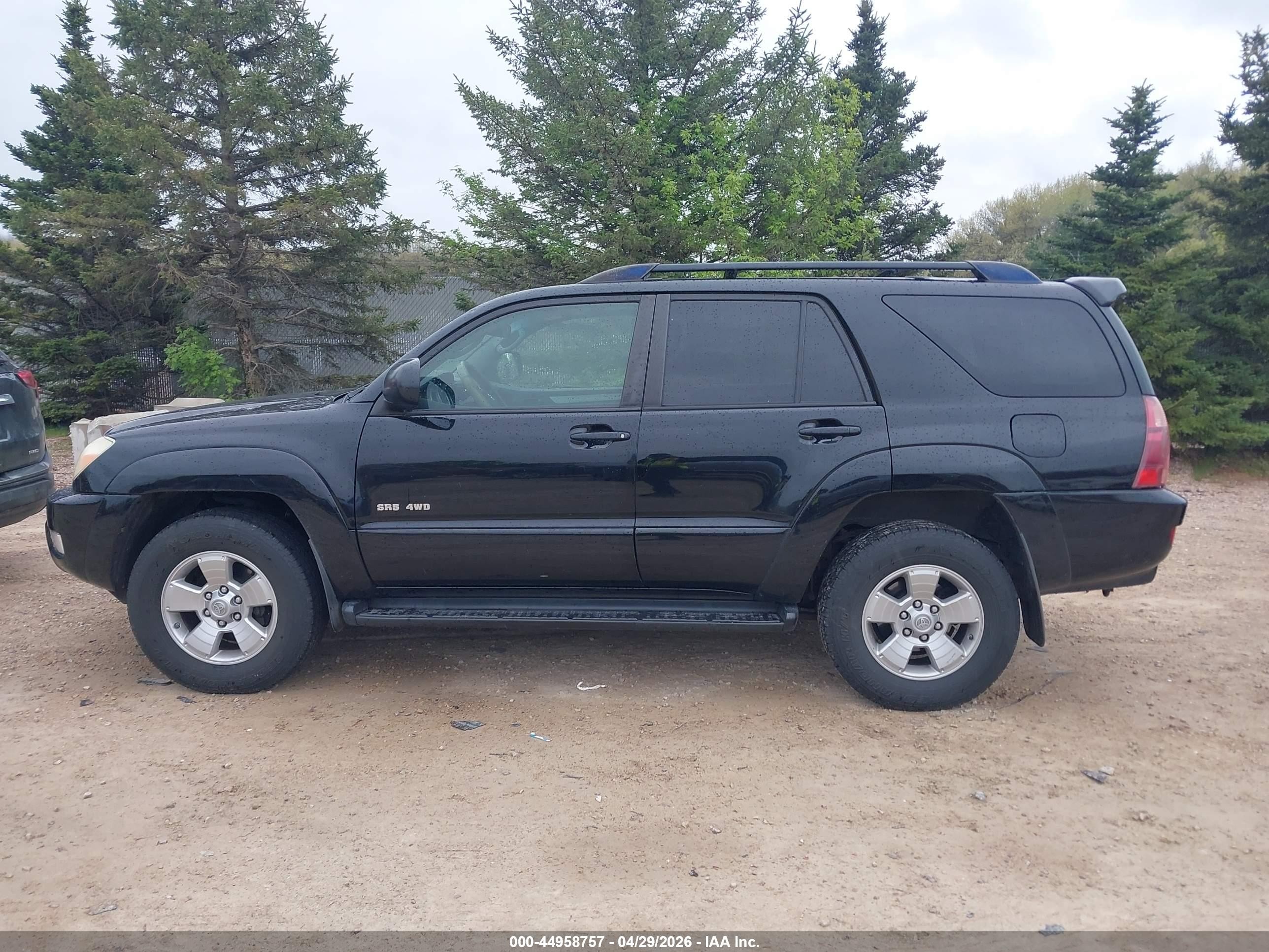 2004 Toyota 4runner Sr5 V6 Black vin: JTEBU14R440046640