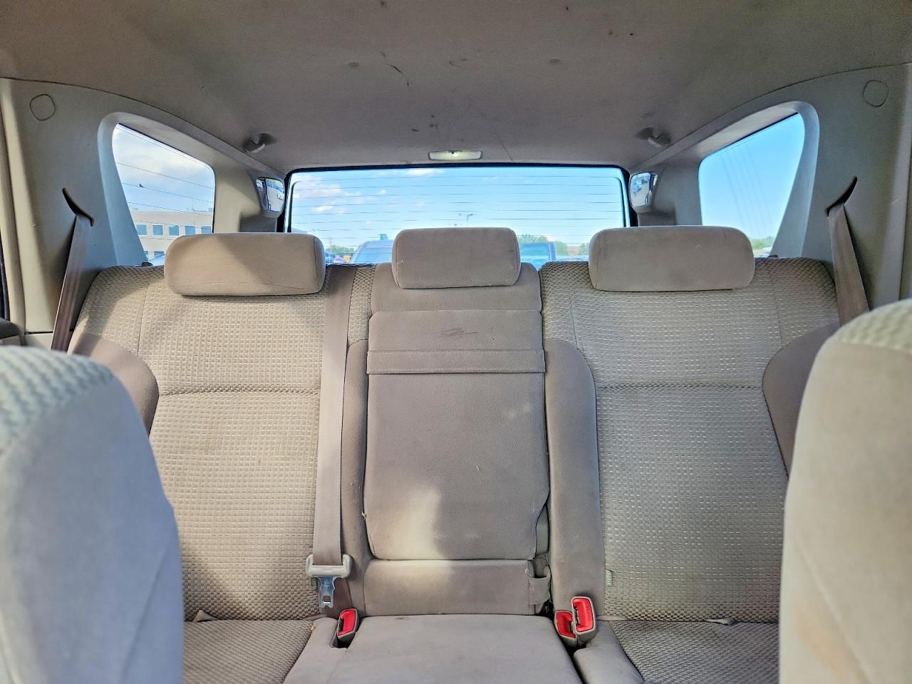 2004 Toyota 4runner Sr5 White vin: JTEBU14R448015812