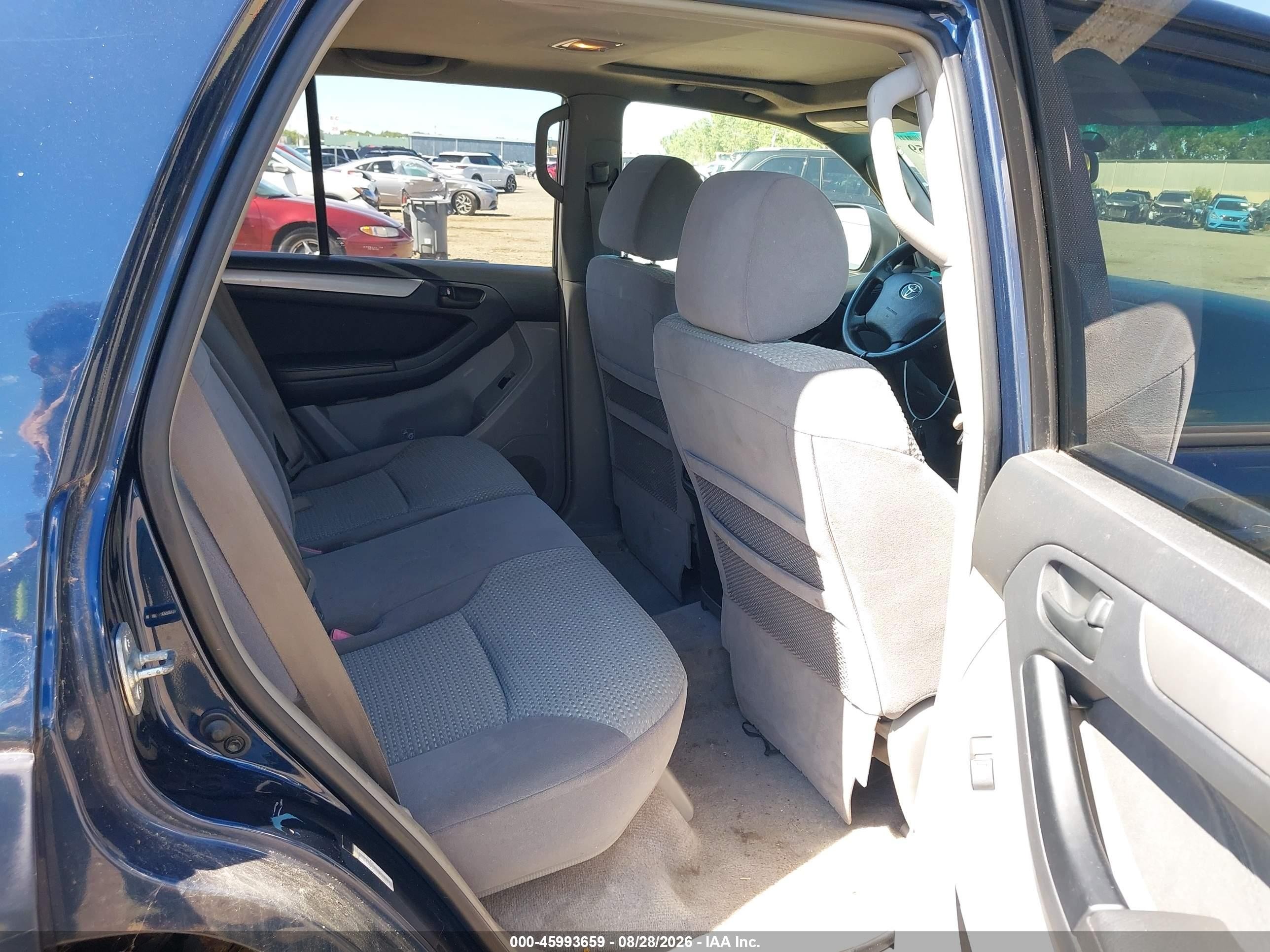 2004 Toyota 4runner Sr5 V6 Blue vin: JTEBU14R448026275