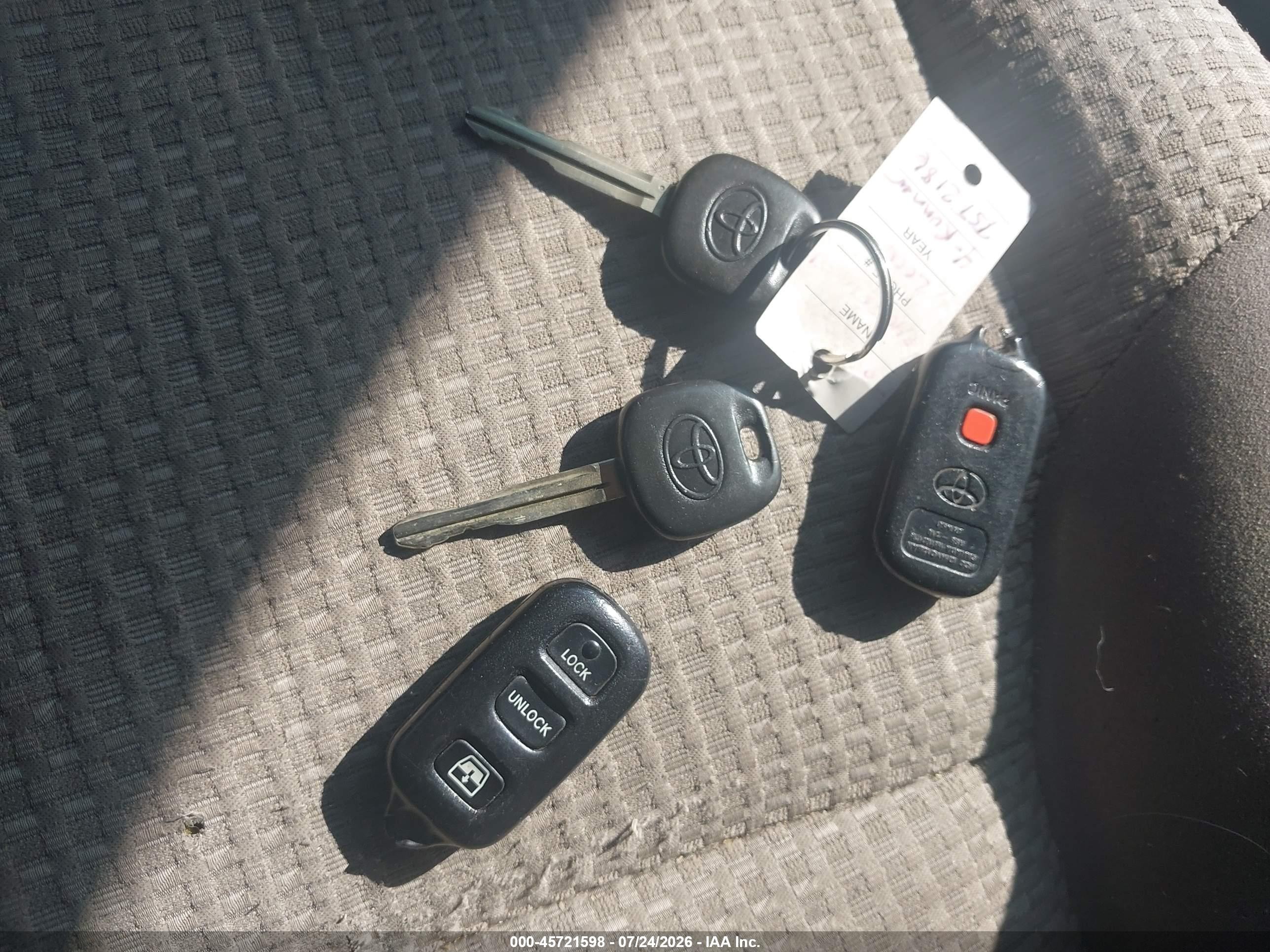 2004 Toyota 4runner Sr5 V6 Белый vin: JTEBU14R448026499