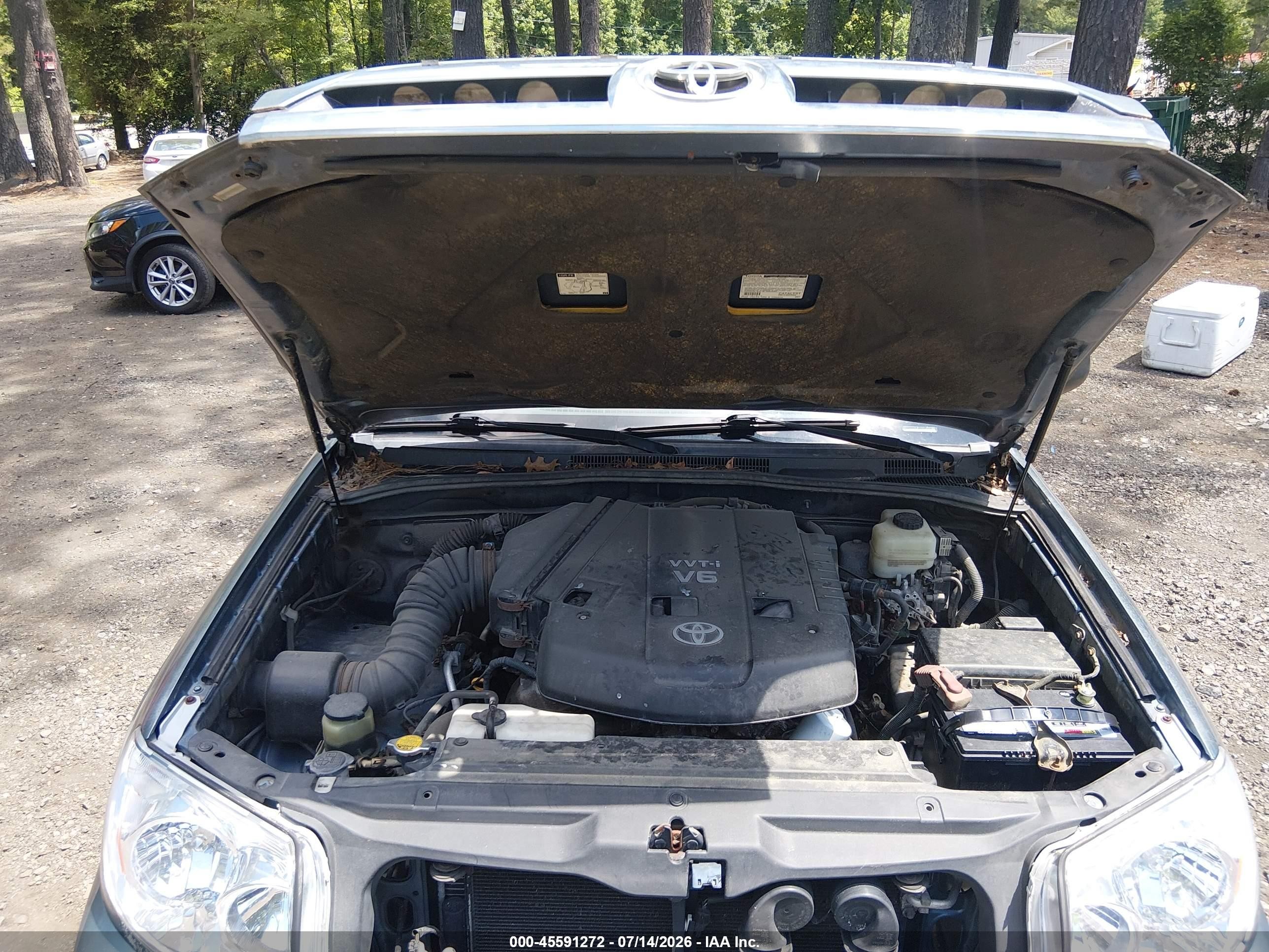 2005 Toyota 4runner Sr5 V6 Light Blue vin: JTEBU14R450057302