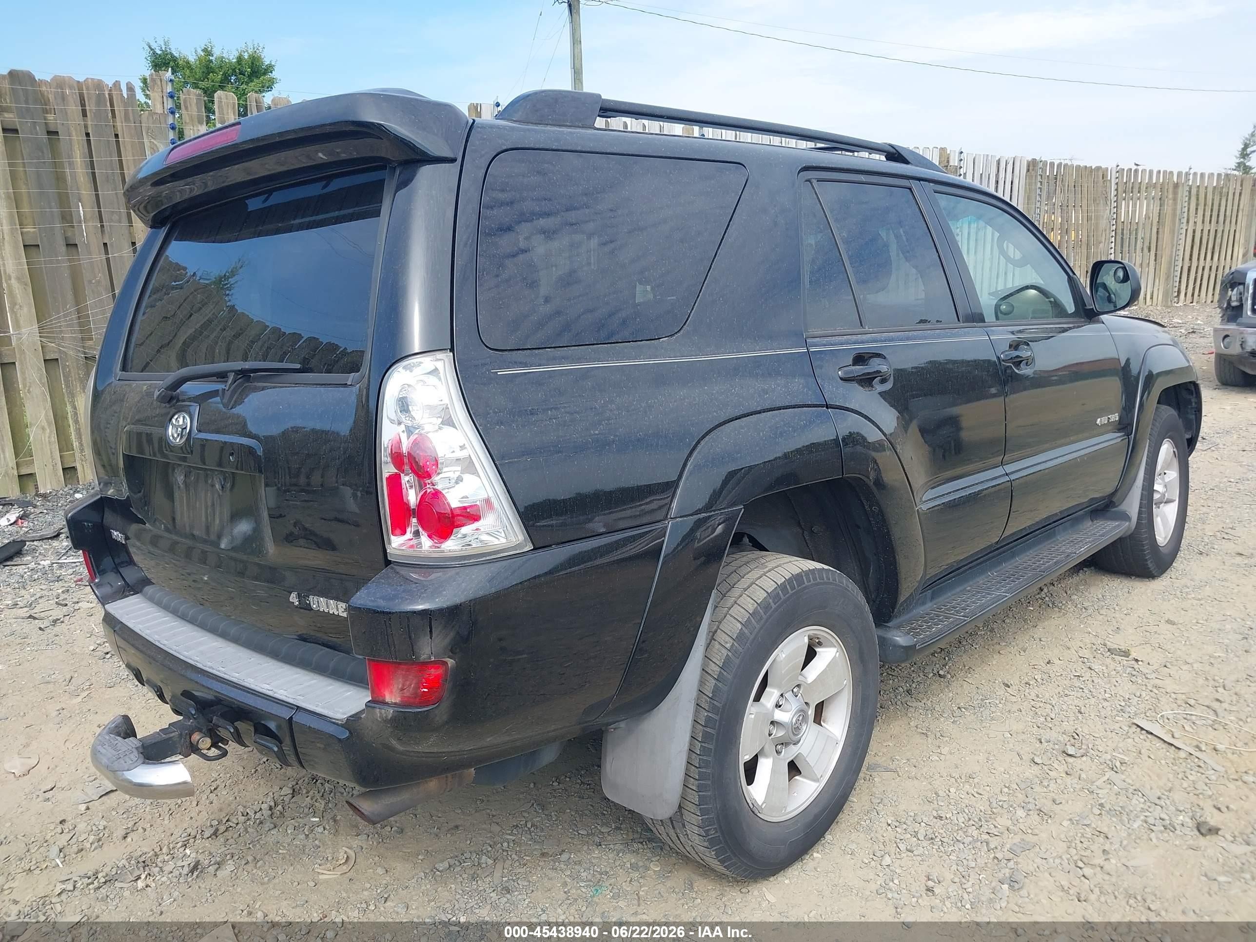 2005 Toyota 4runner Sr5 V6 Black vin: JTEBU14R450063469