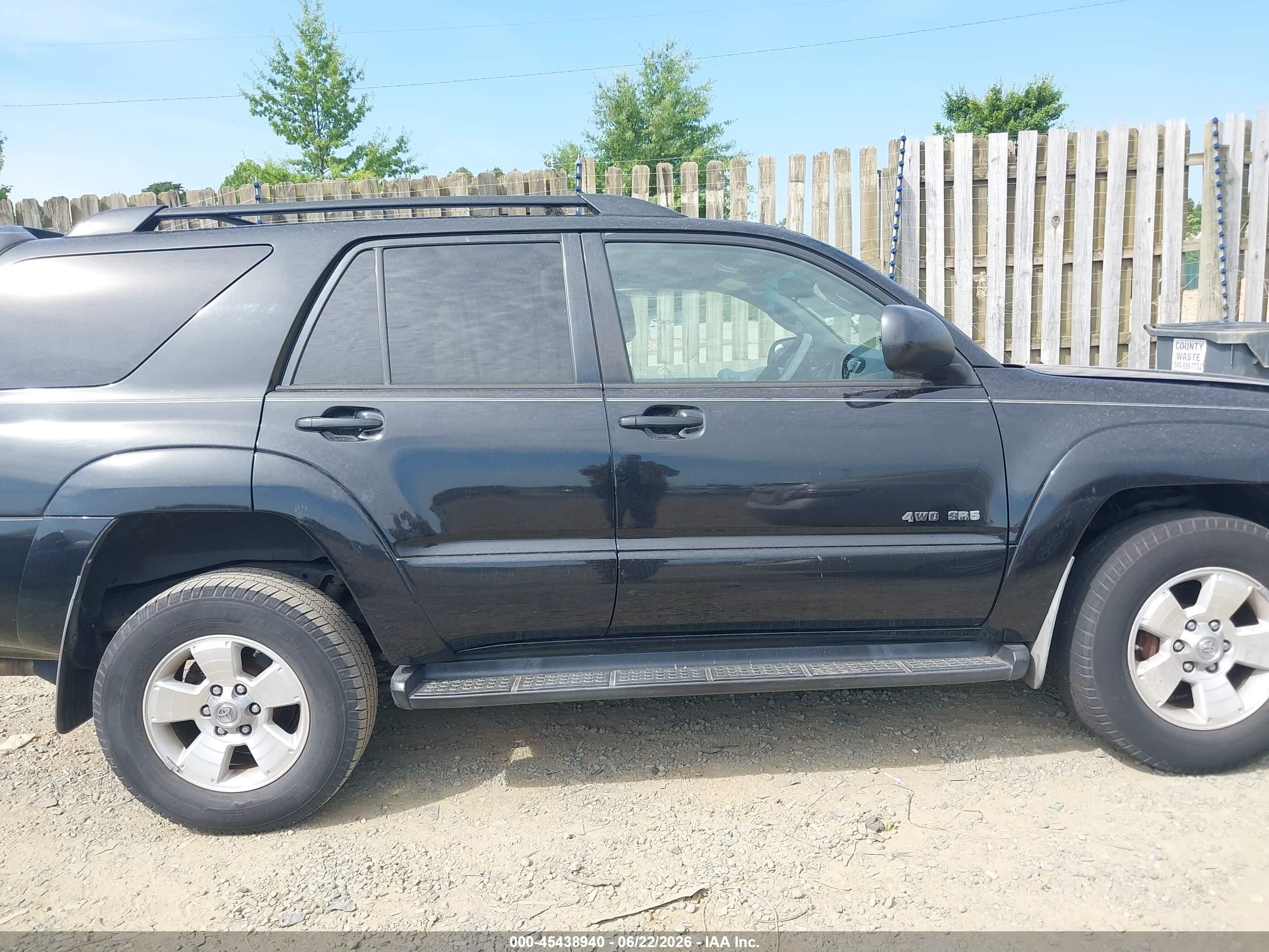2005 Toyota 4runner Sr5 V6 Black vin: JTEBU14R450063469