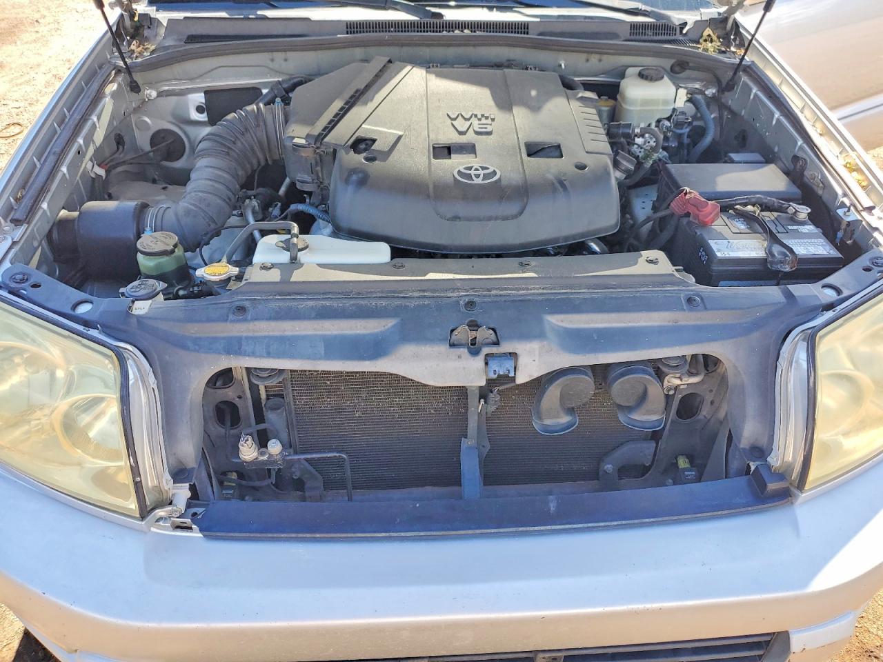 2005 Toyota 4runner Sport Edition Silver vin: JTEBU14R450068221