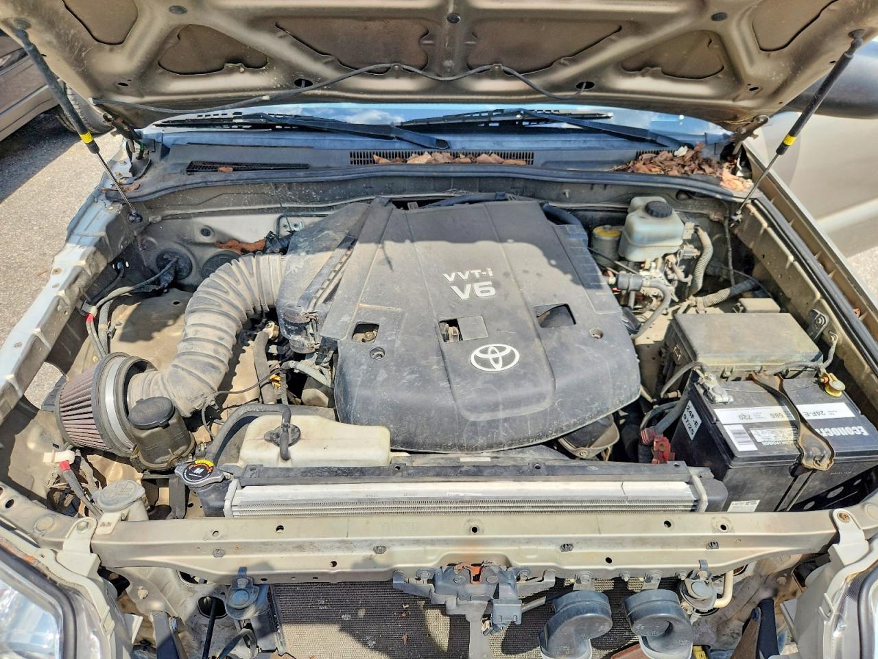 2006 Toyota 4runner Sr5 Tan vin: JTEBU14R460079446