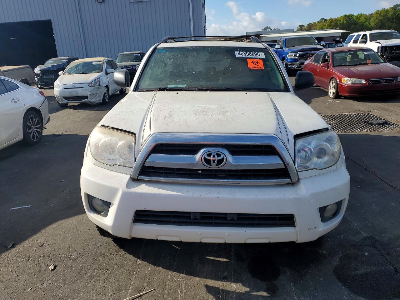 2006 Toyota 4runner Sr5 White vin: JTEBU14R460100828