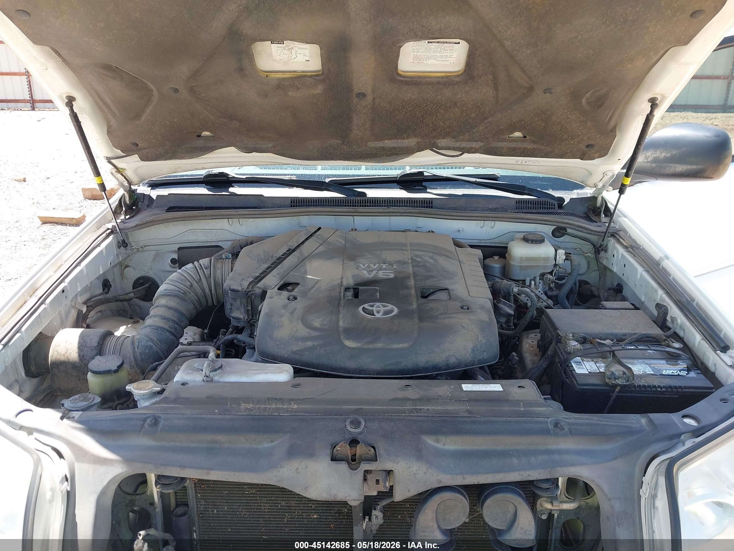 2008 Toyota 4runner Sr5 V6 White vin: JTEBU14R480130950
