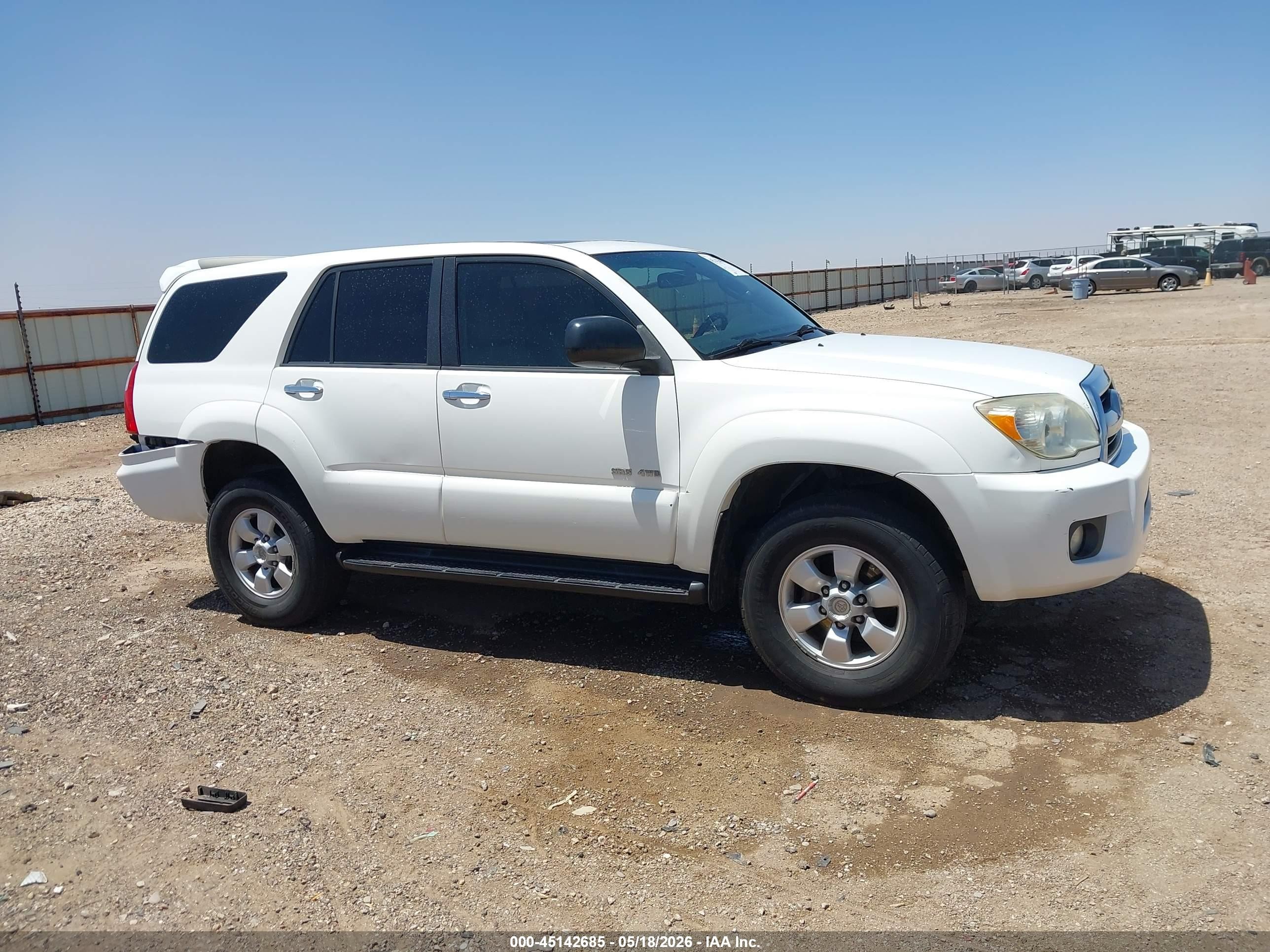 2008 Toyota 4runner Sr5 V6 White vin: JTEBU14R480130950