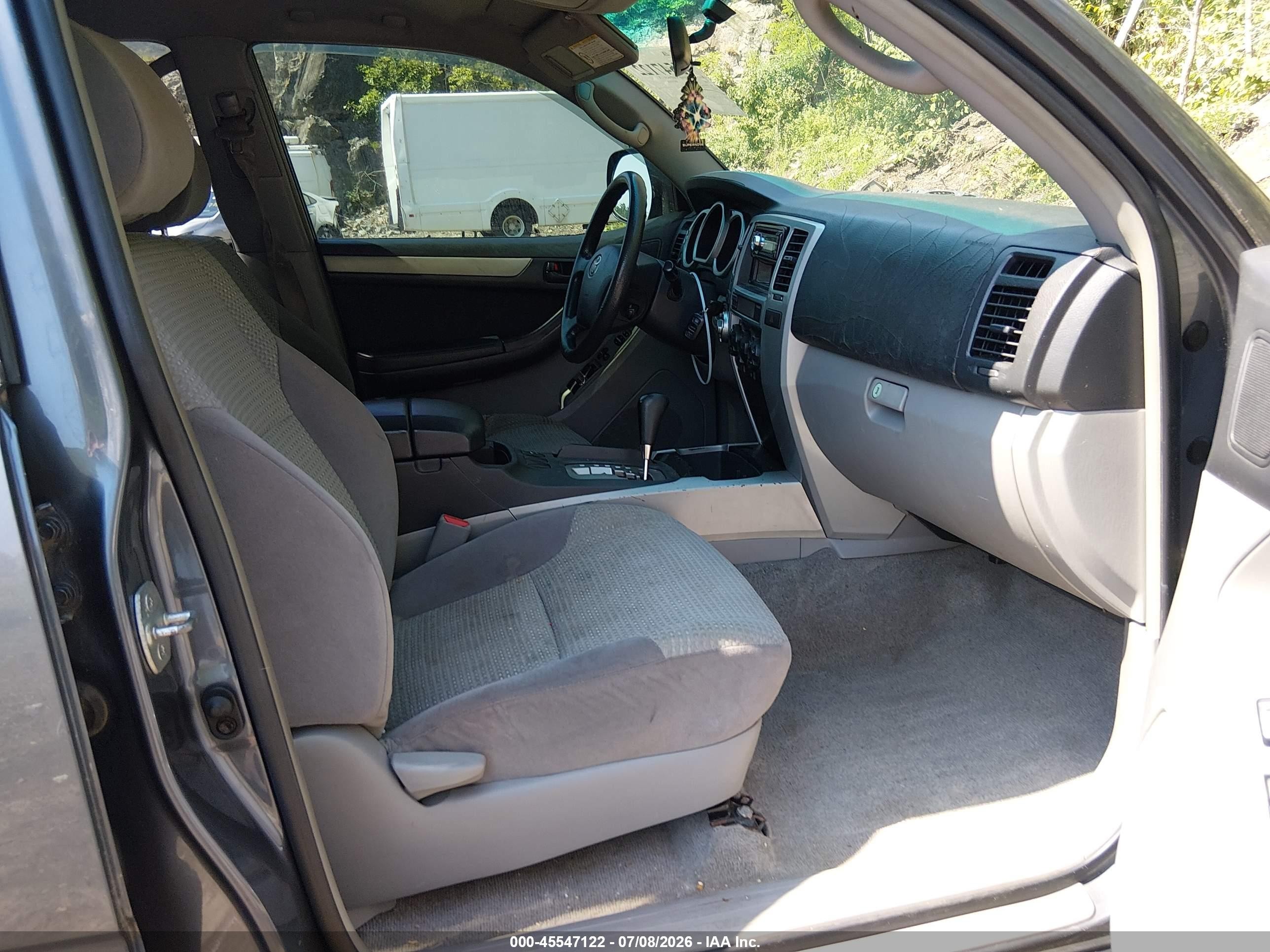 2004 Toyota 4runner Sr5 V6 Gray vin: JTEBU14R540046520