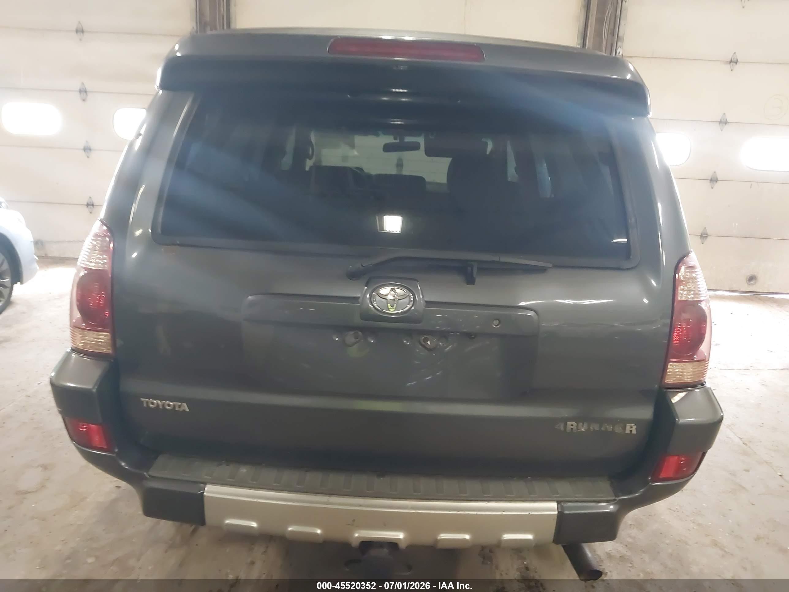 2005 Toyota 4runner Sr5 Sport V6 Gray vin: JTEBU14R558041353