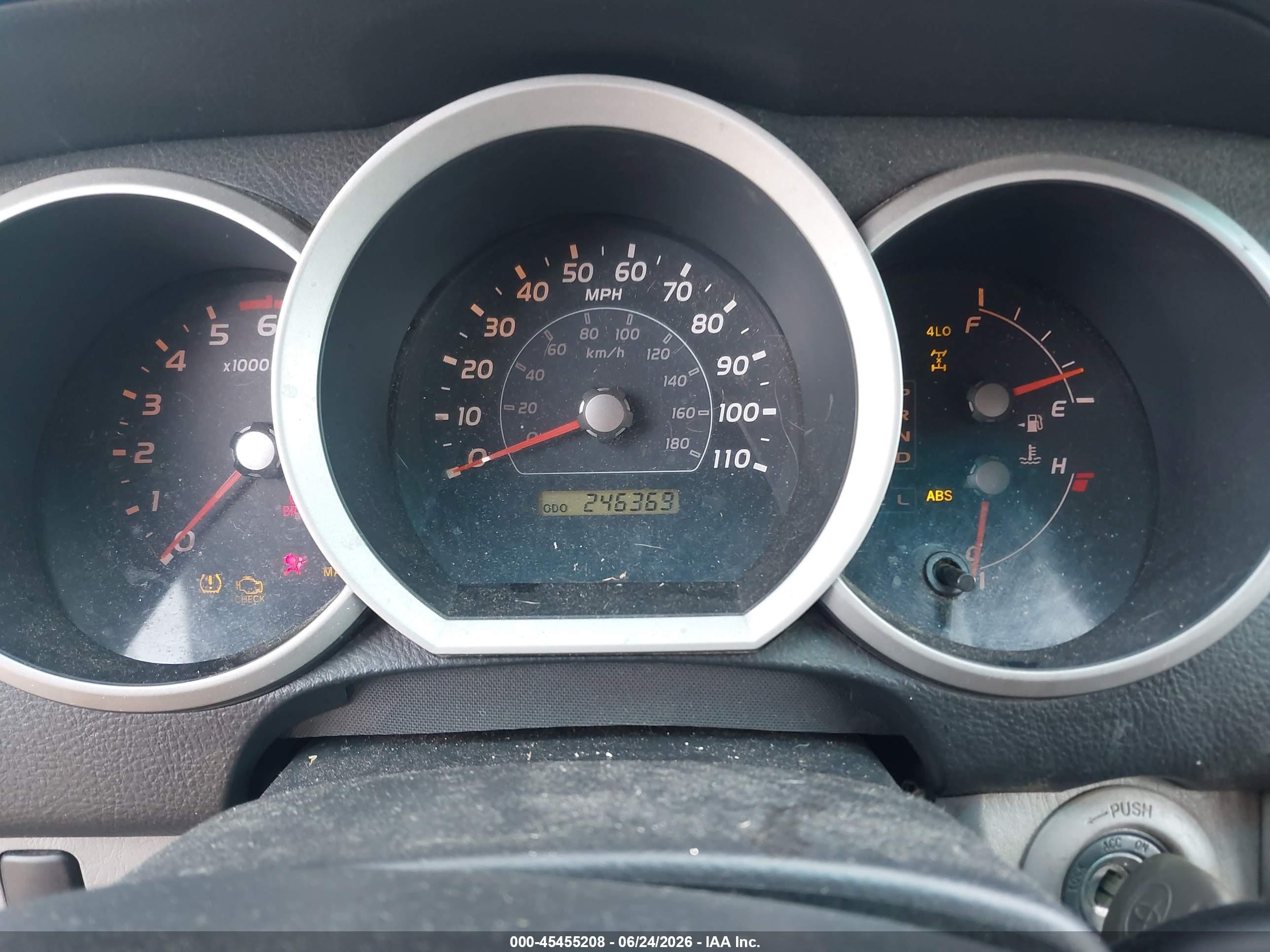 2006 Toyota 4runner Sr5 V6 Gray vin: JTEBU14R560082789