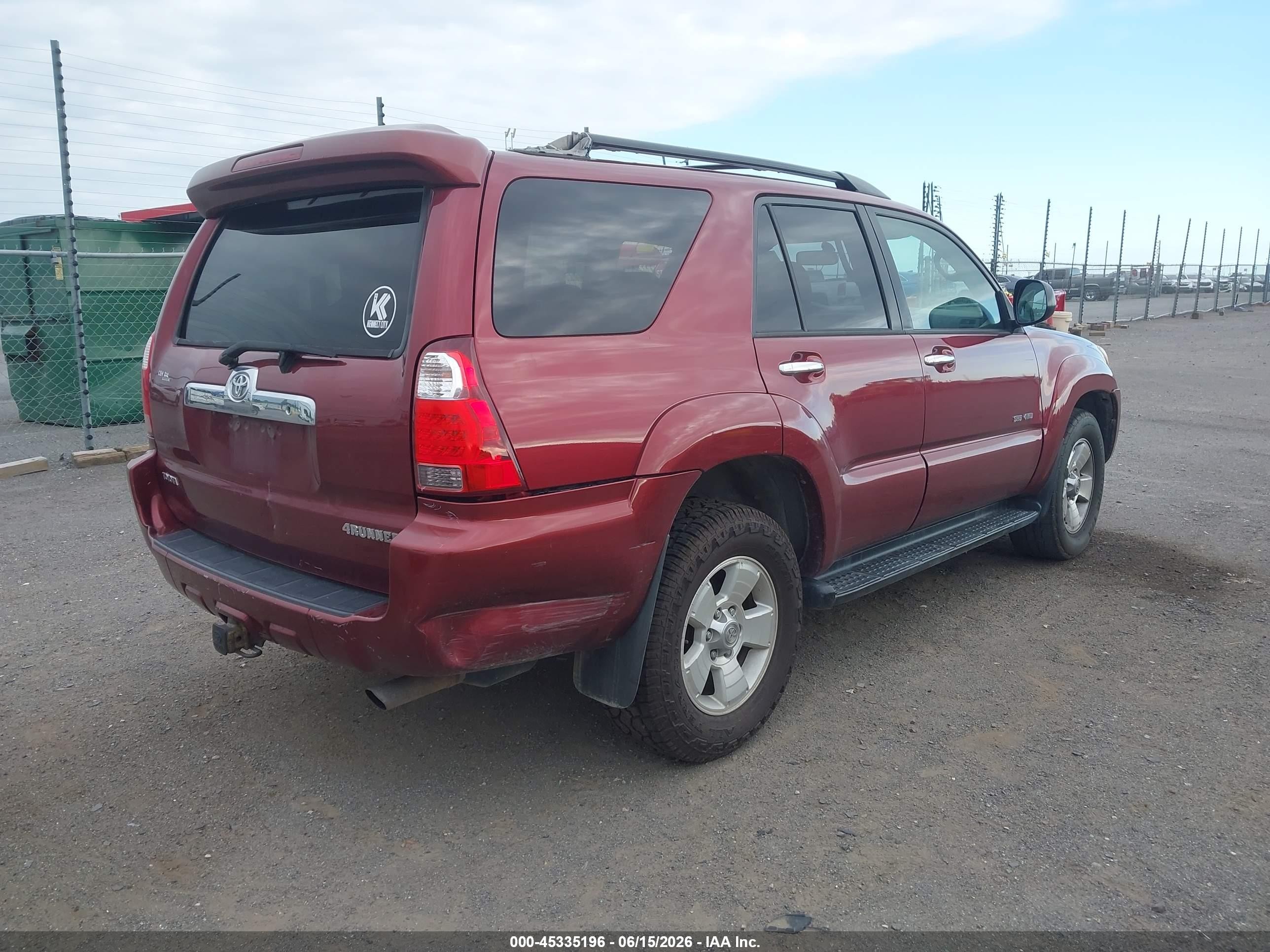 2006 Toyota 4runner Sr5 Burgundy vin: JTEBU14R568069672