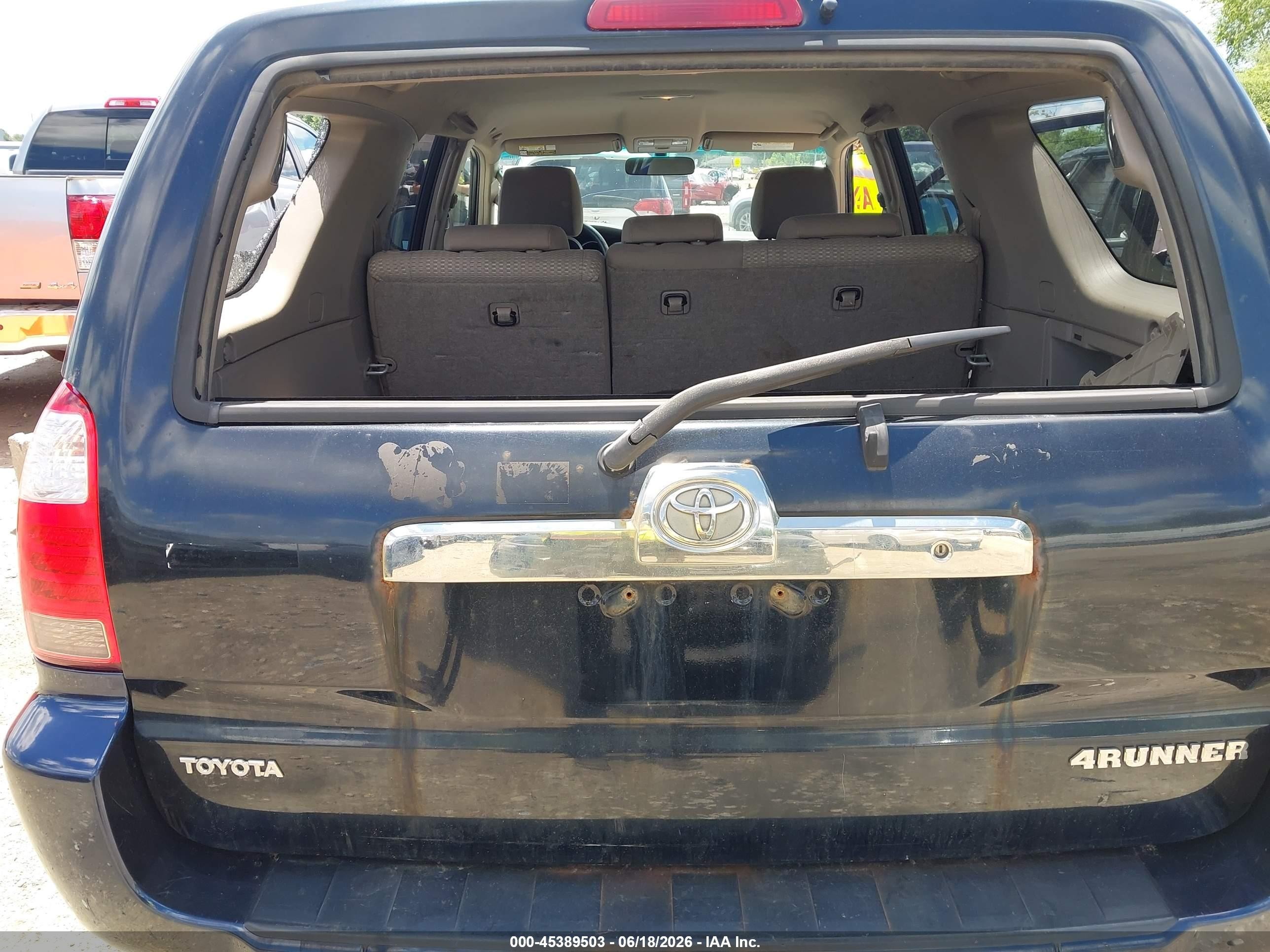 2007 Toyota 4runner Sr5 Dark Blue vin: JTEBU14R570120801