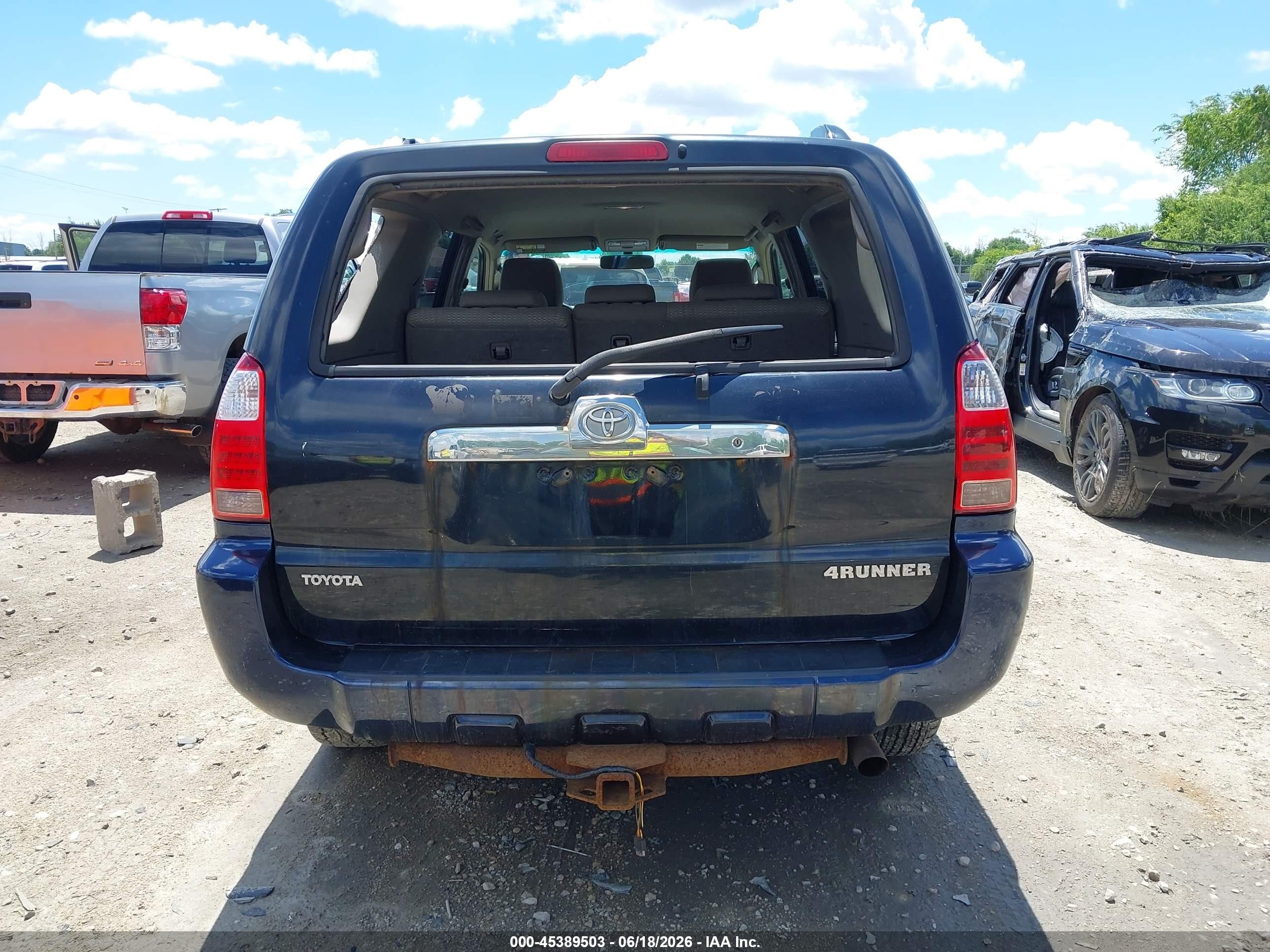 2007 Toyota 4runner Sr5 Dark Blue vin: JTEBU14R570120801