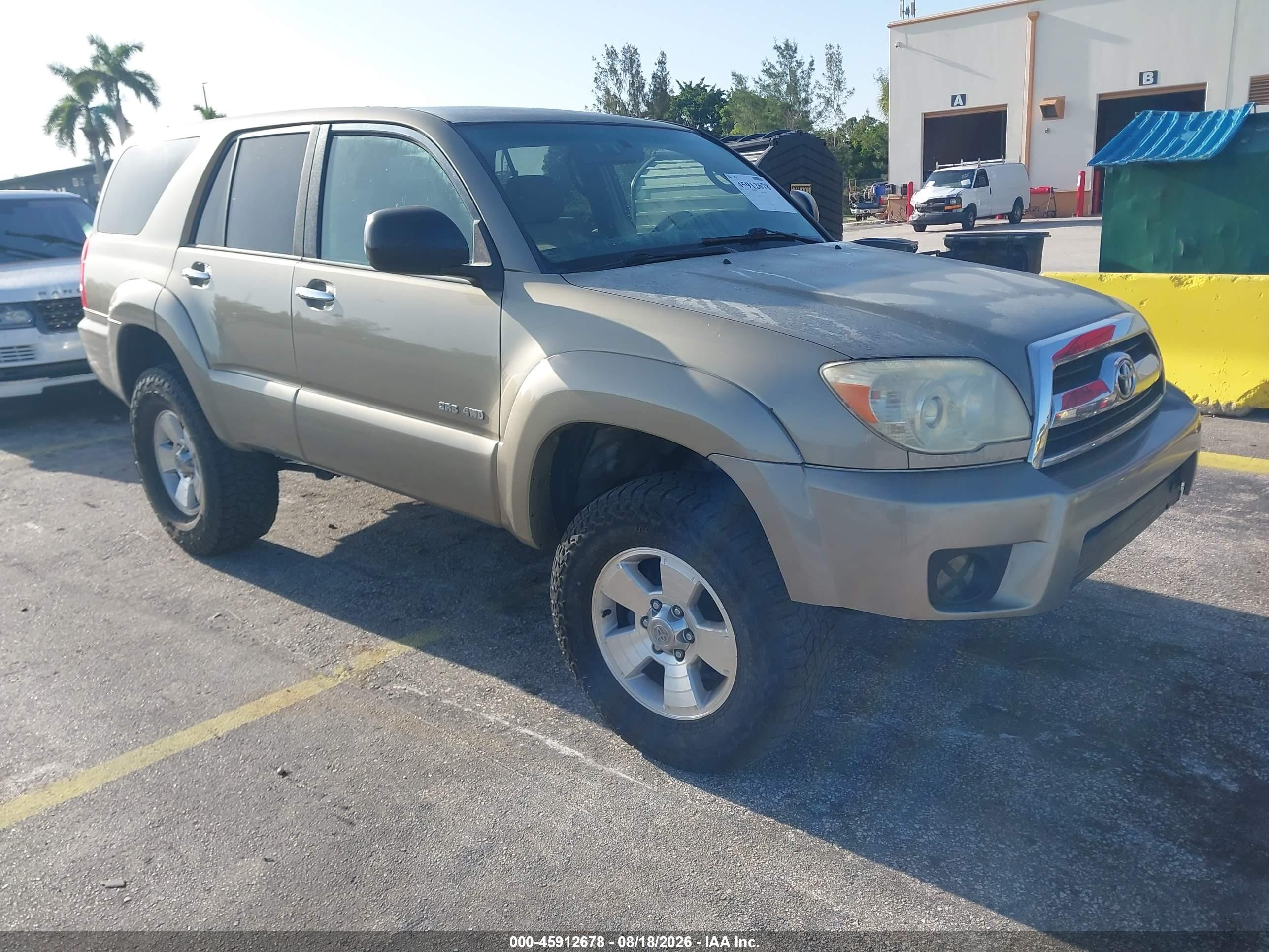 2007 Toyota 4runner Sr5 V6 Gold vin: JTEBU14R578096033