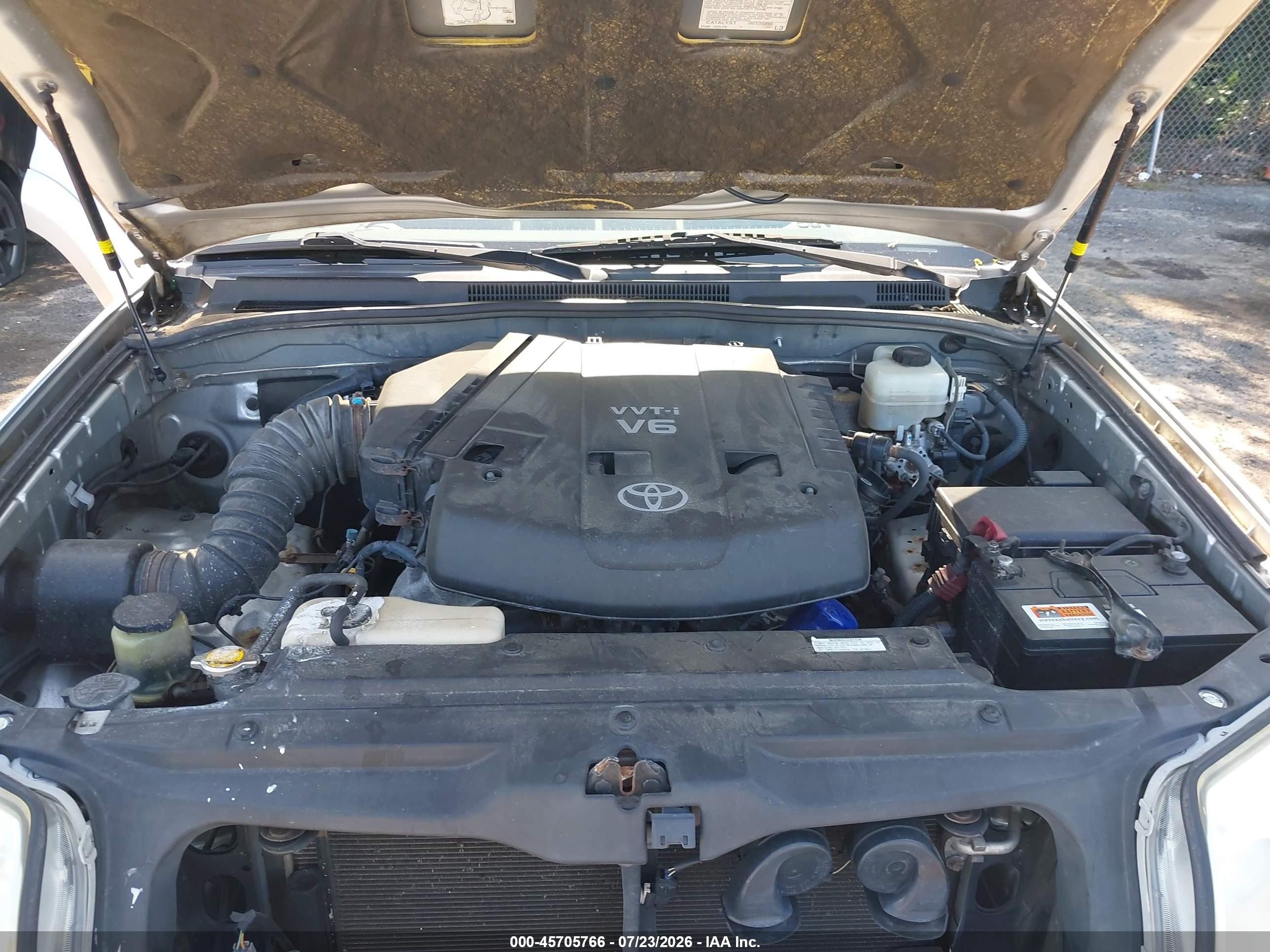 2008 Toyota 4runner Sr5 V6 Серебряный vin: JTEBU14R58K002253