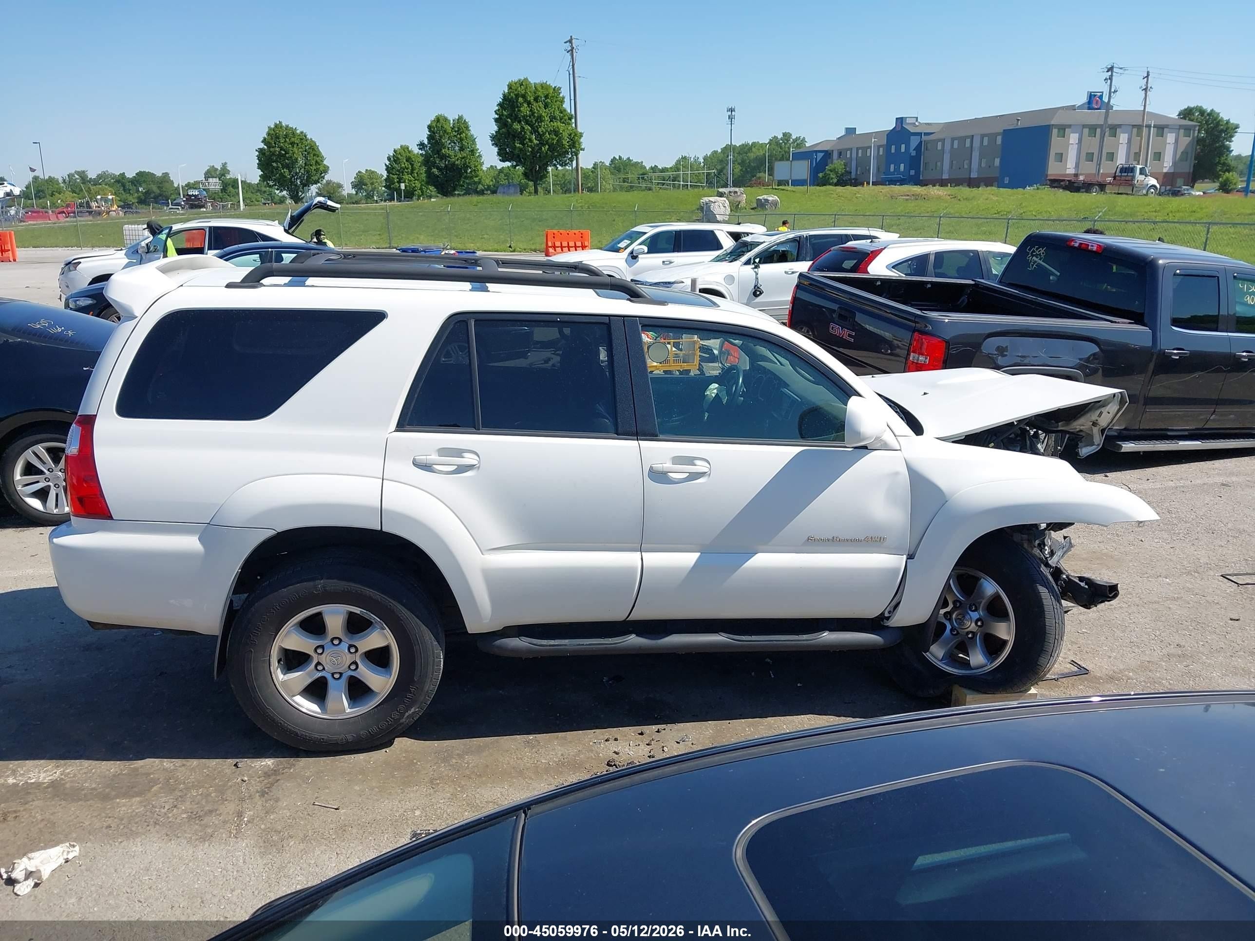 2008 Toyota 4runner Sport V6 White vin: JTEBU14R58K007596