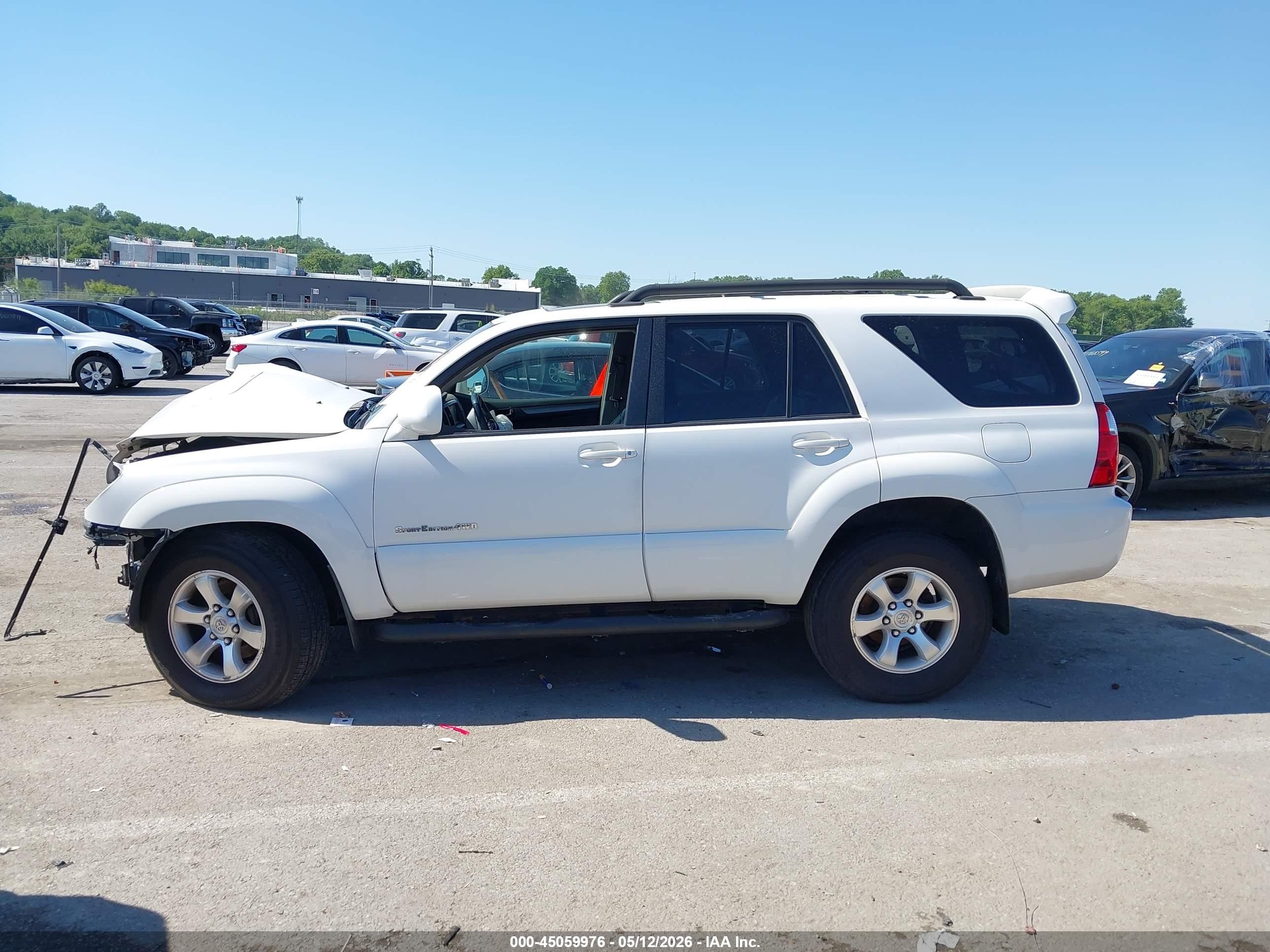 2008 Toyota 4runner Sport V6 White vin: JTEBU14R58K007596