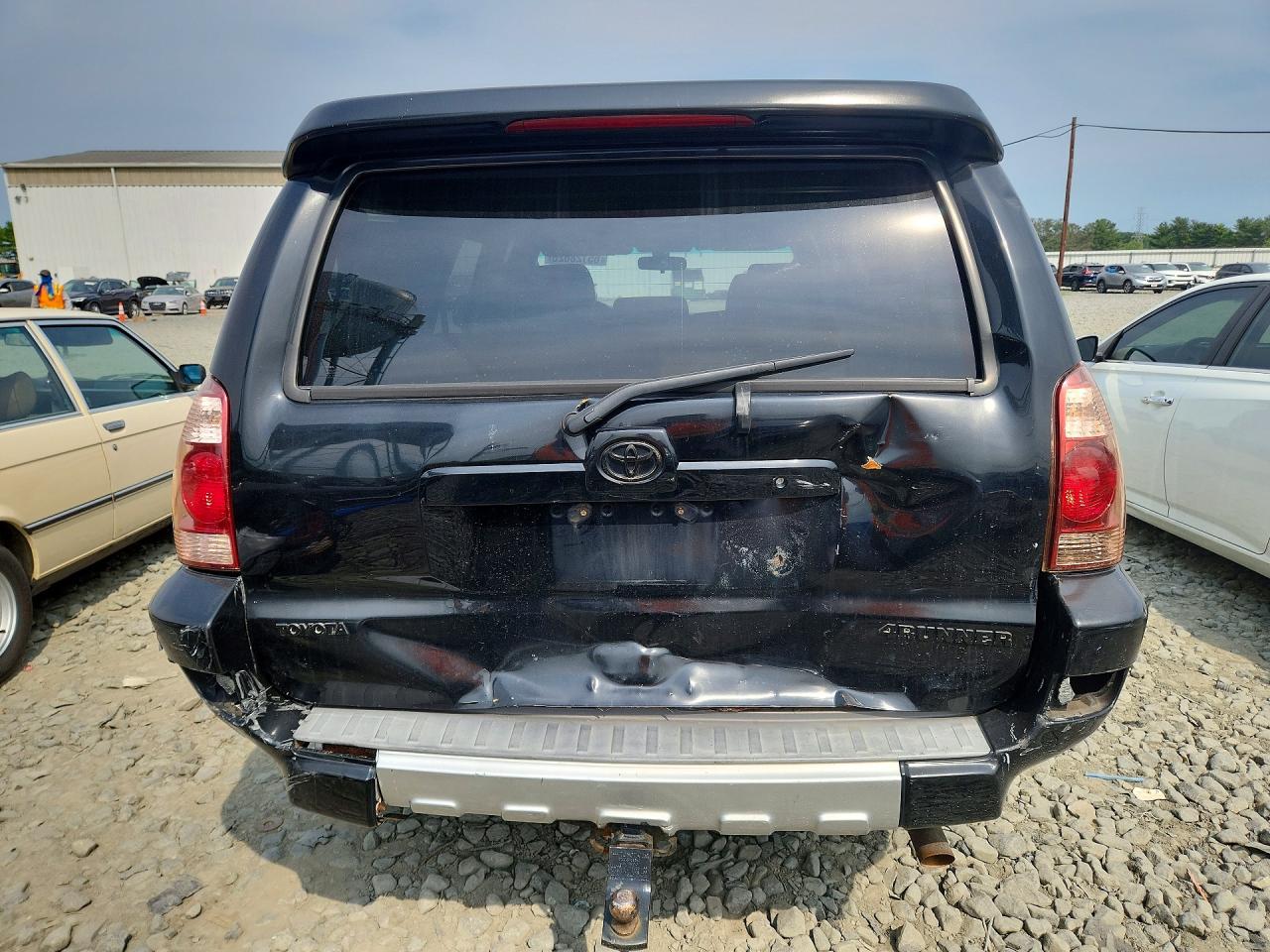 2004 Toyota 4runner Sr5 Black vin: JTEBU14R640037051