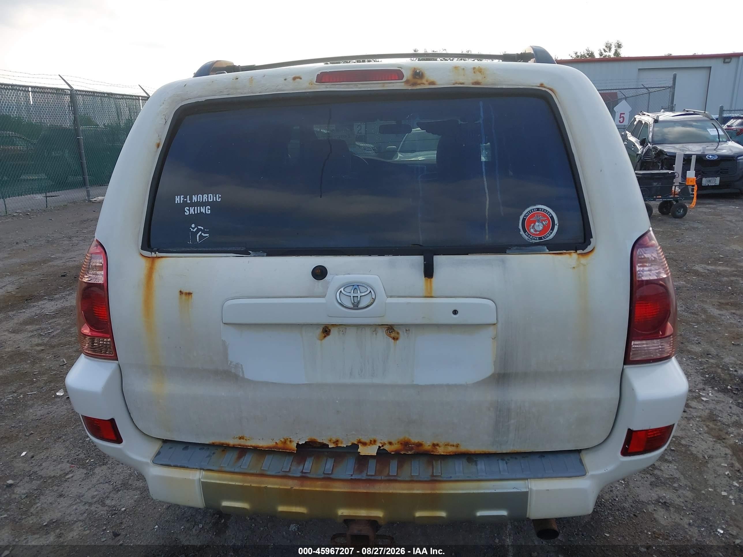 2004 Toyota 4runner Sr5 V6 White vin: JTEBU14R640054996