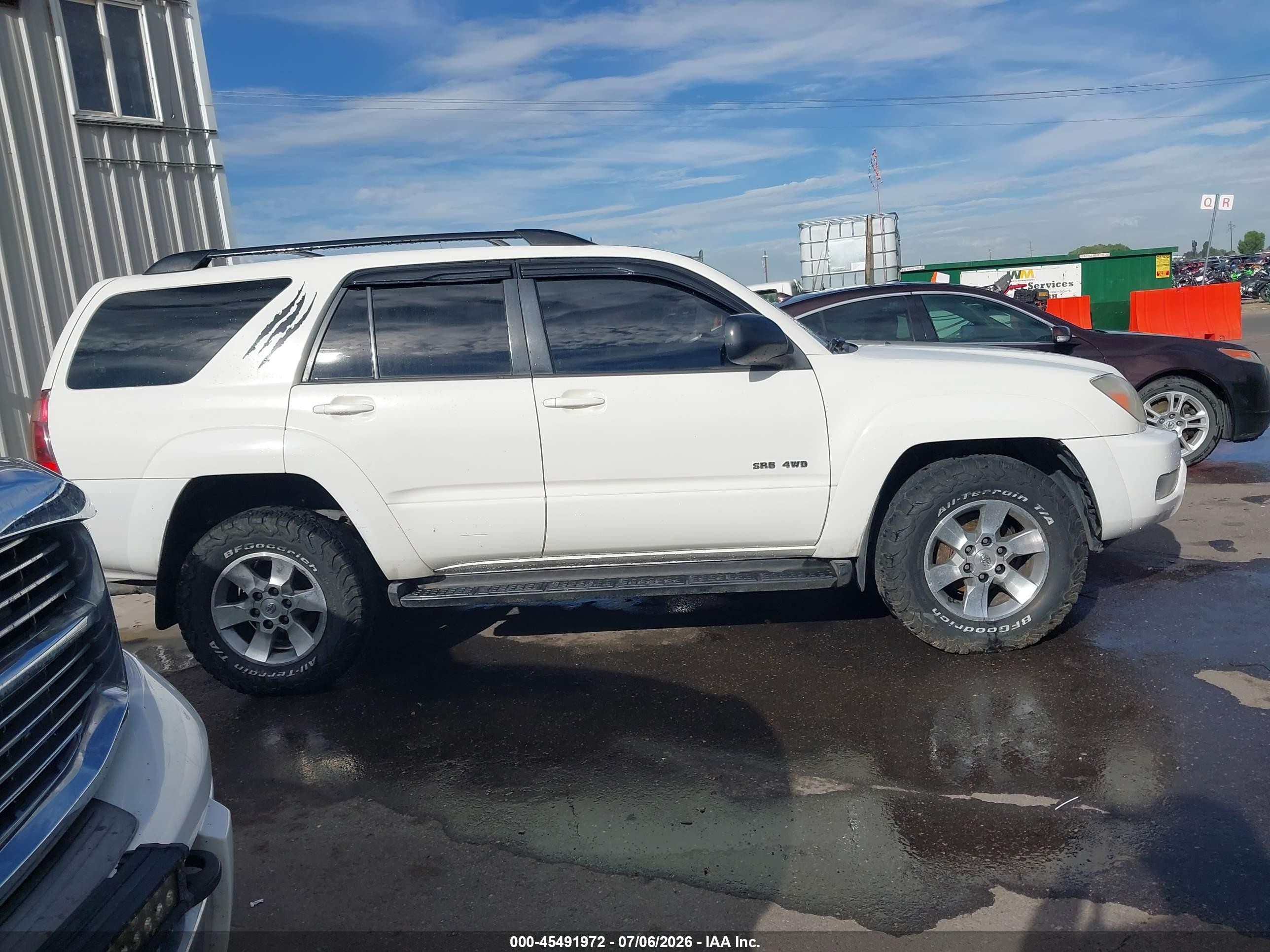 2004 Toyota 4runner Sr5 V6 White vin: JTEBU14R648012040
