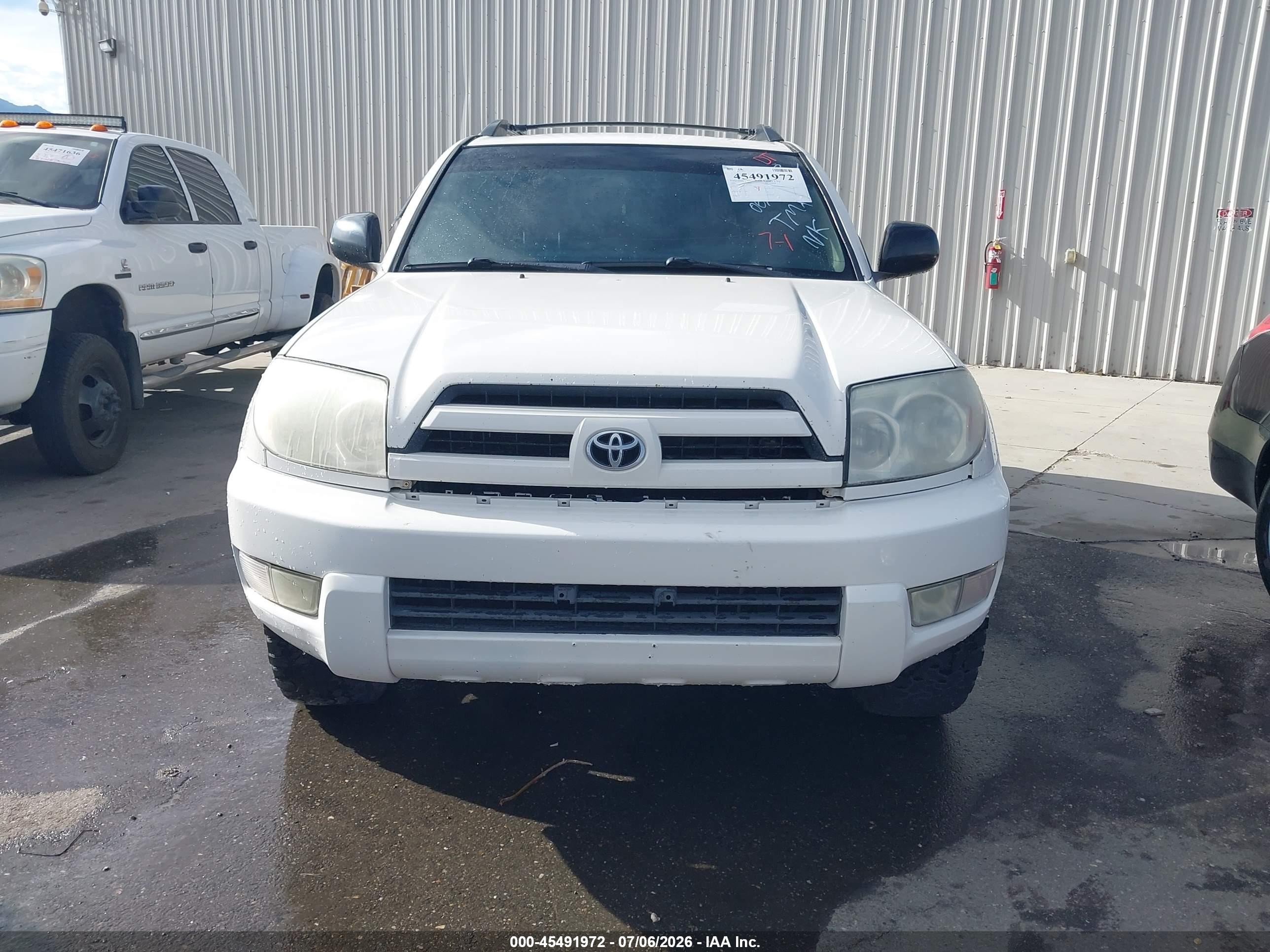 2004 Toyota 4runner Sr5 V6 White vin: JTEBU14R648012040