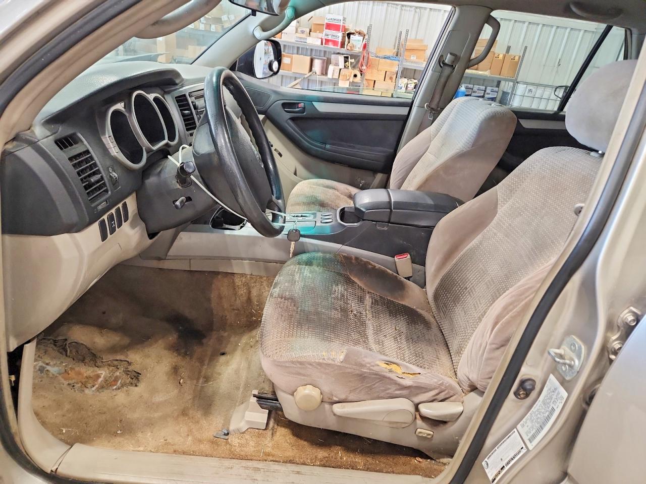 2005 Toyota 4runner Sr5 Beige vin: JTEBU14R650063294
