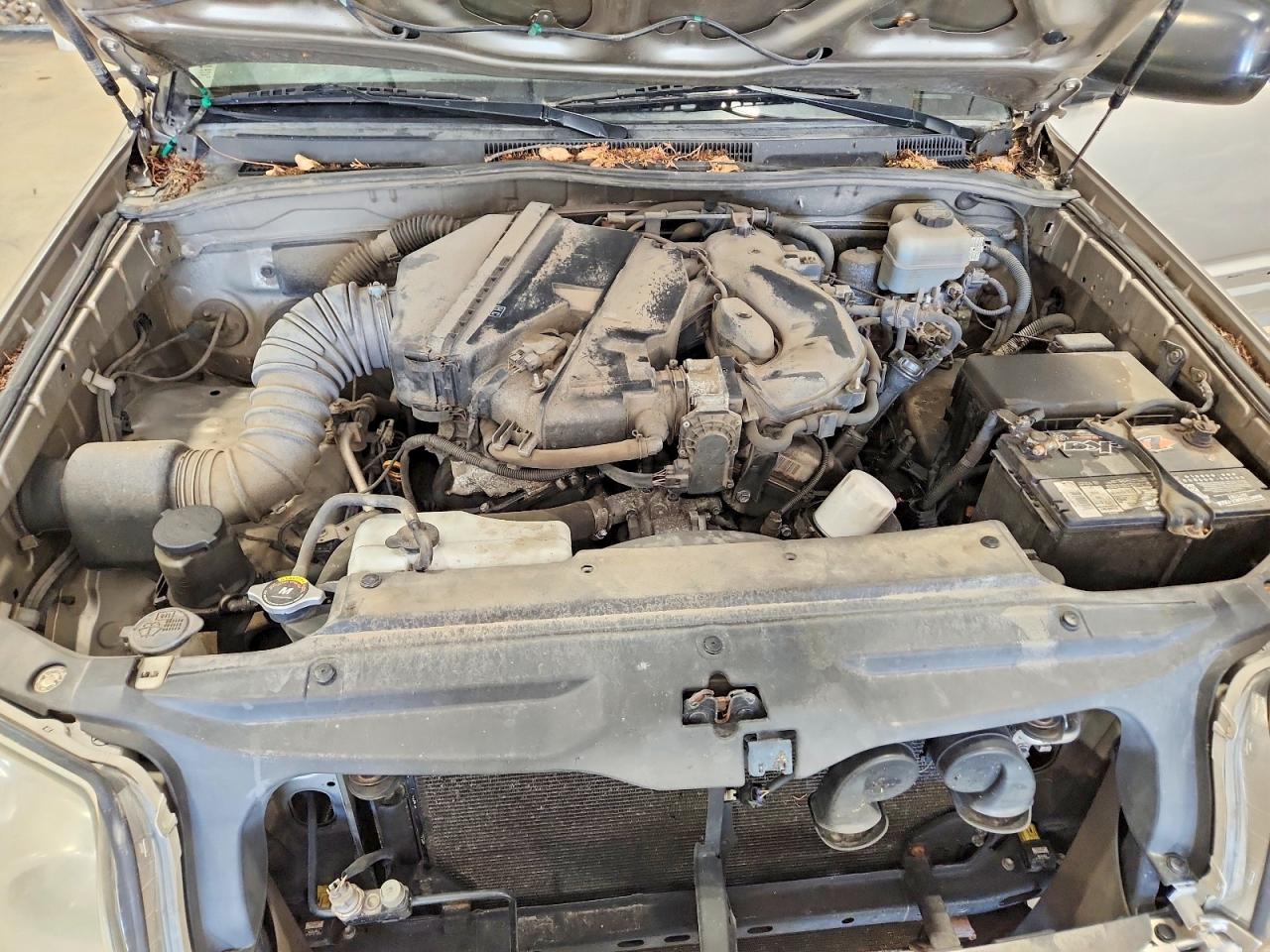 2005 Toyota 4runner Sr5 Beige vin: JTEBU14R650063294