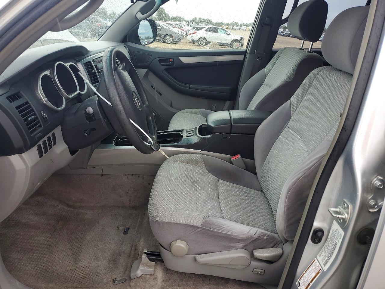 2005 Toyota 4runner Sr5 Silver vin: JTEBU14R658043080
