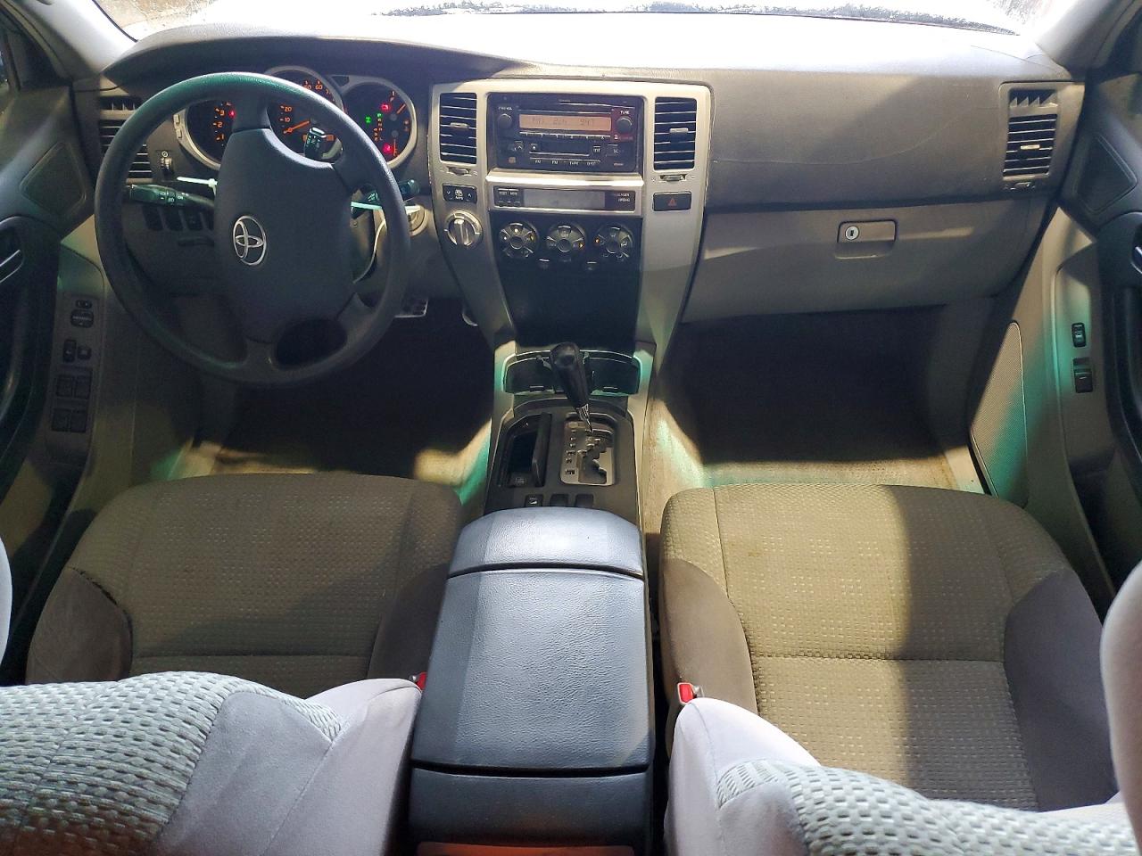 2005 Toyota 4runner Sr5 Silver vin: JTEBU14R658043080