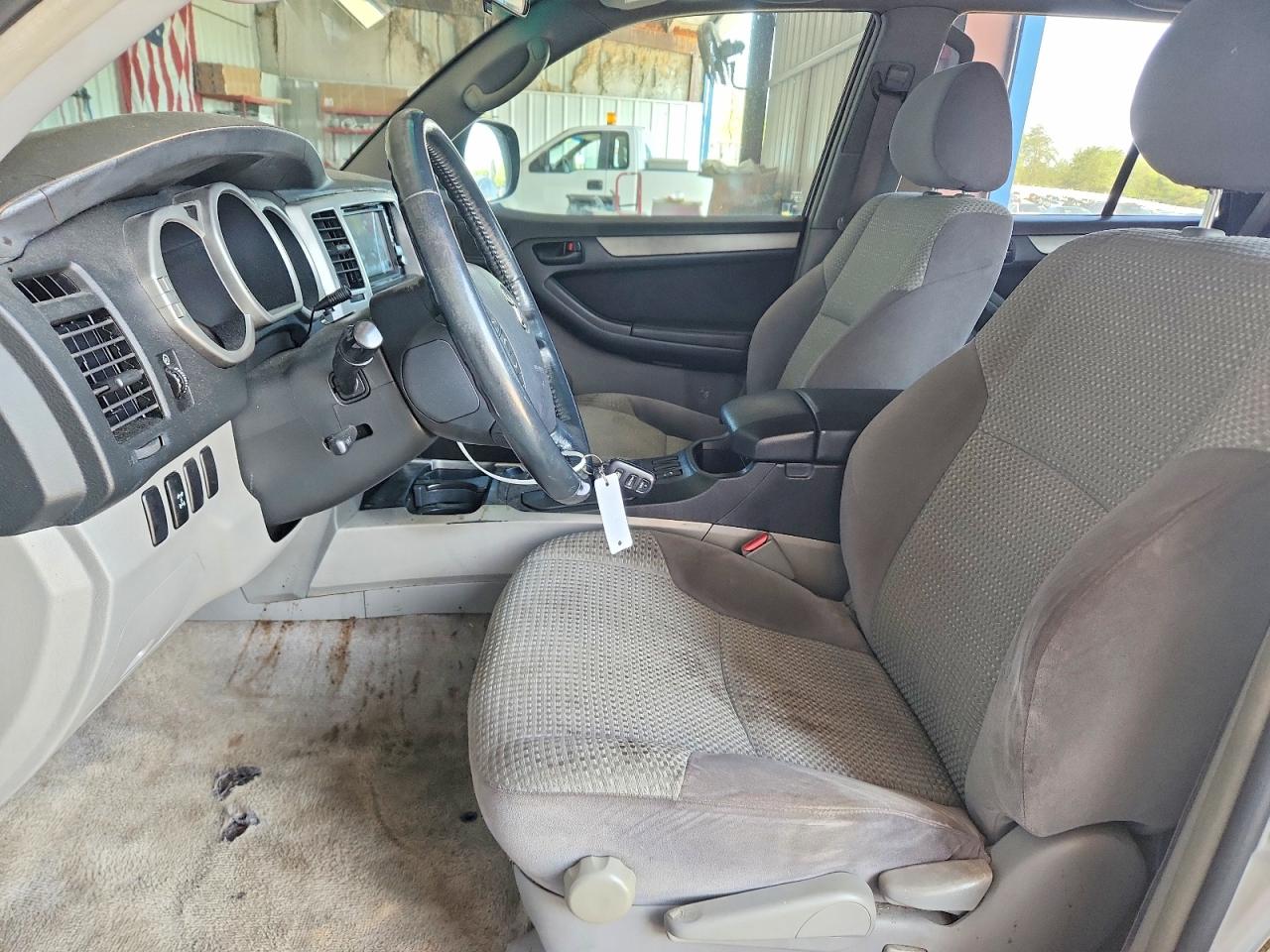 2005 Toyota 4runner Sr5 Silver vin: JTEBU14R658043984