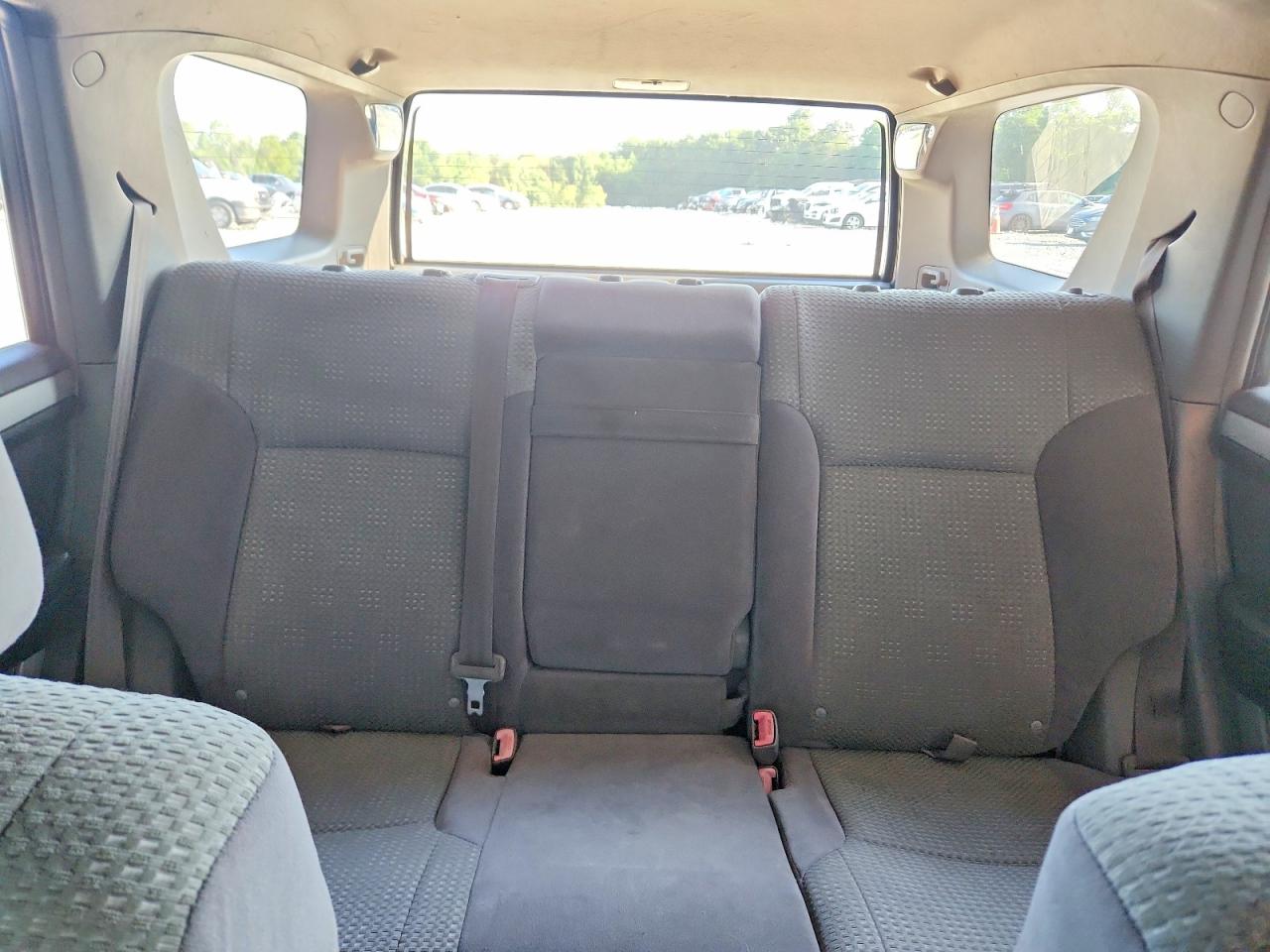 2005 Toyota 4runner Sr5 Silver vin: JTEBU14R658043984