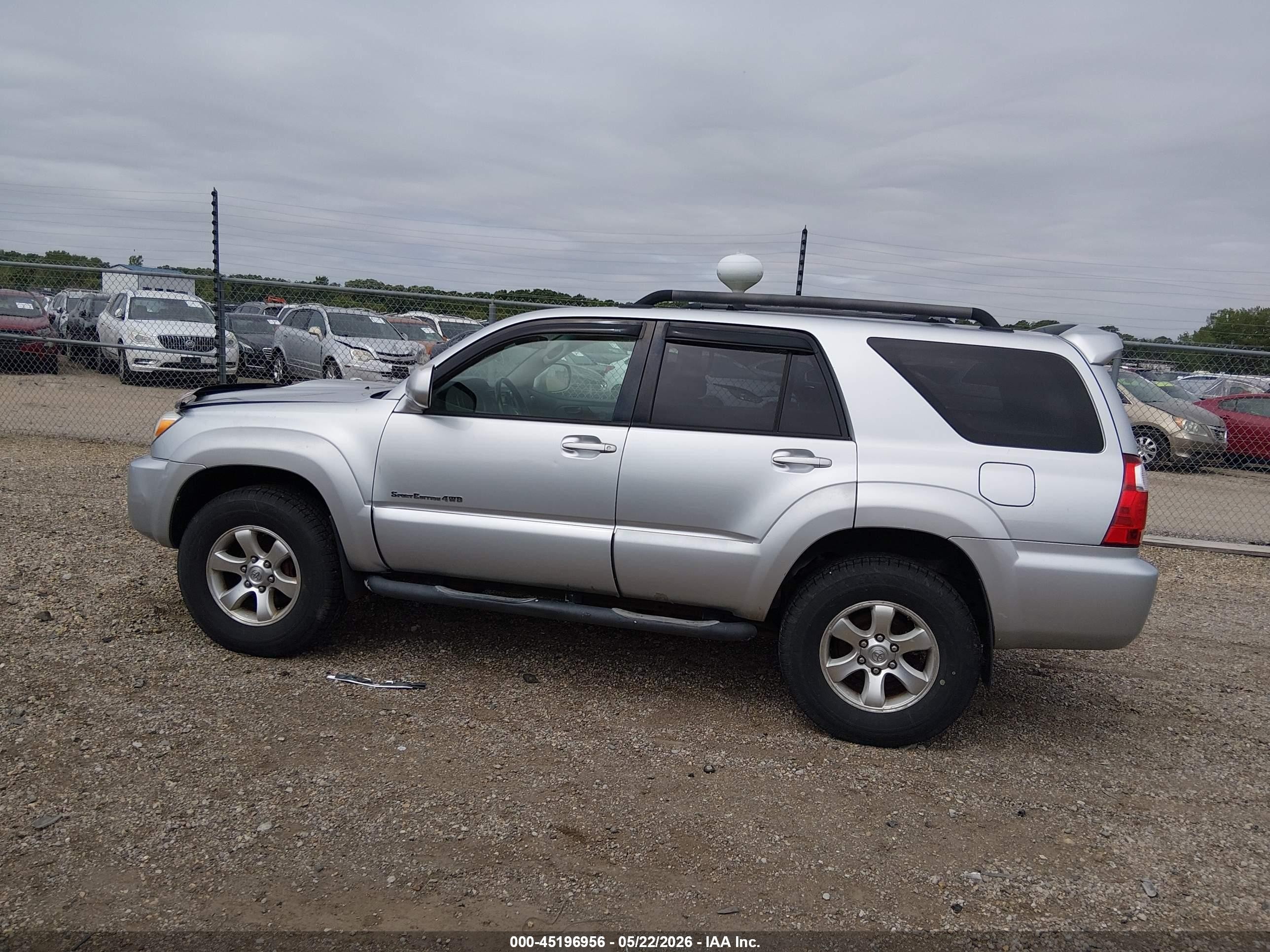 2006 Toyota 4runner Sr5 Sport V6 Silver vin: JTEBU14R660082011