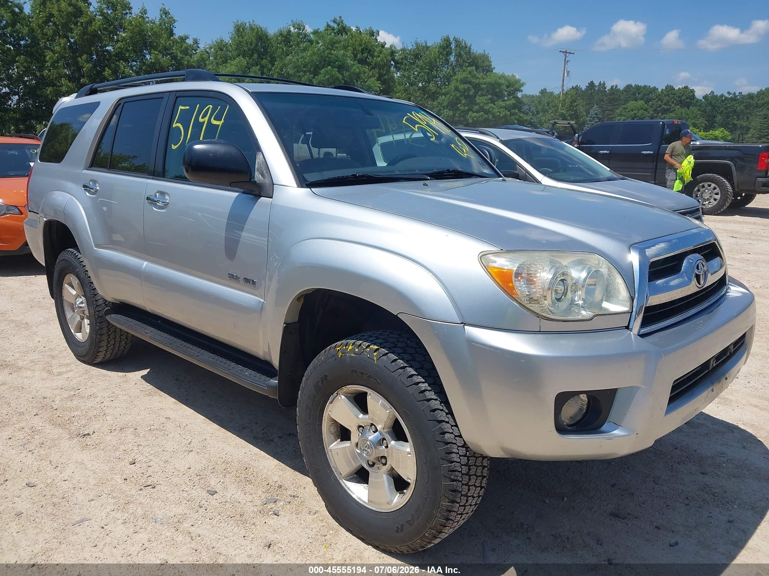 2007 Toyota 4runner Sr5 Silver vin: JTEBU14R670121018