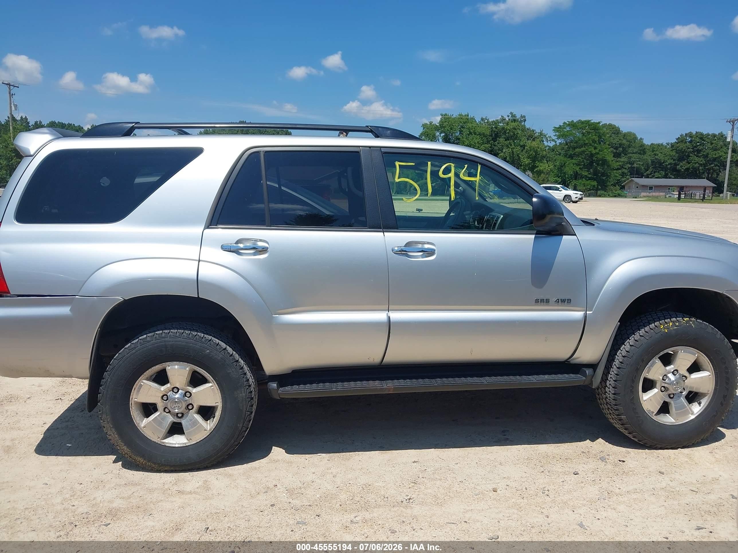 2007 Toyota 4runner Sr5 Silver vin: JTEBU14R670121018