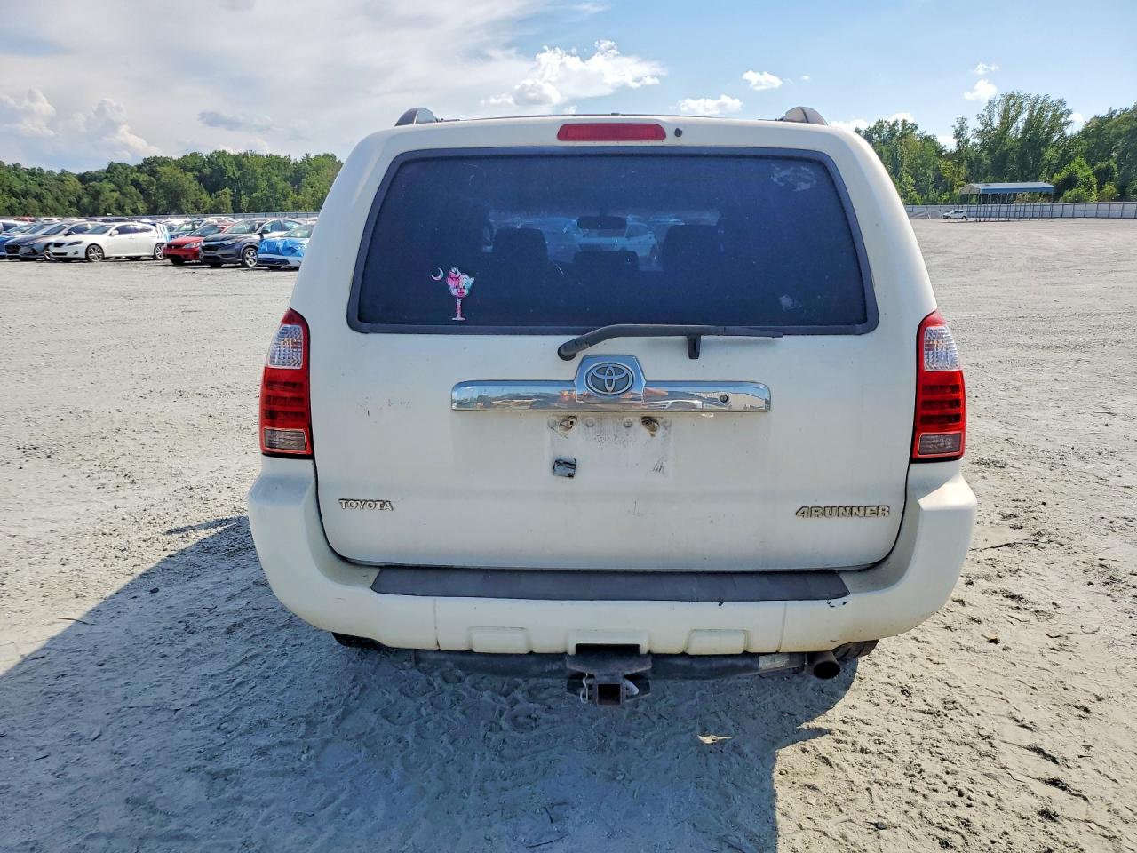 2007 Toyota 4runner Sr5 White vin: JTEBU14R670128311