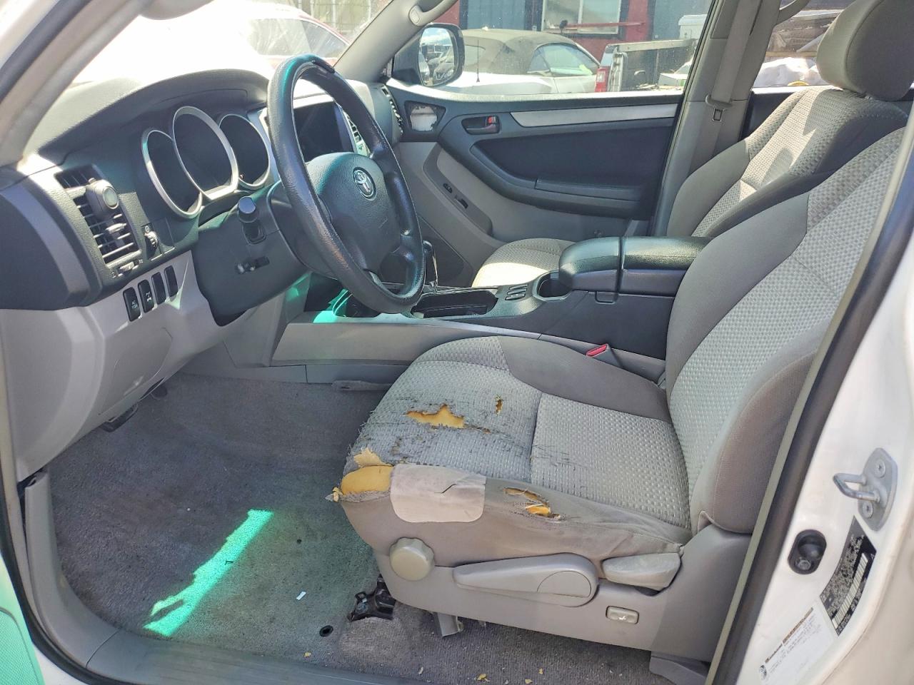 2007 Toyota 4runner Sr5 White vin: JTEBU14R678090175
