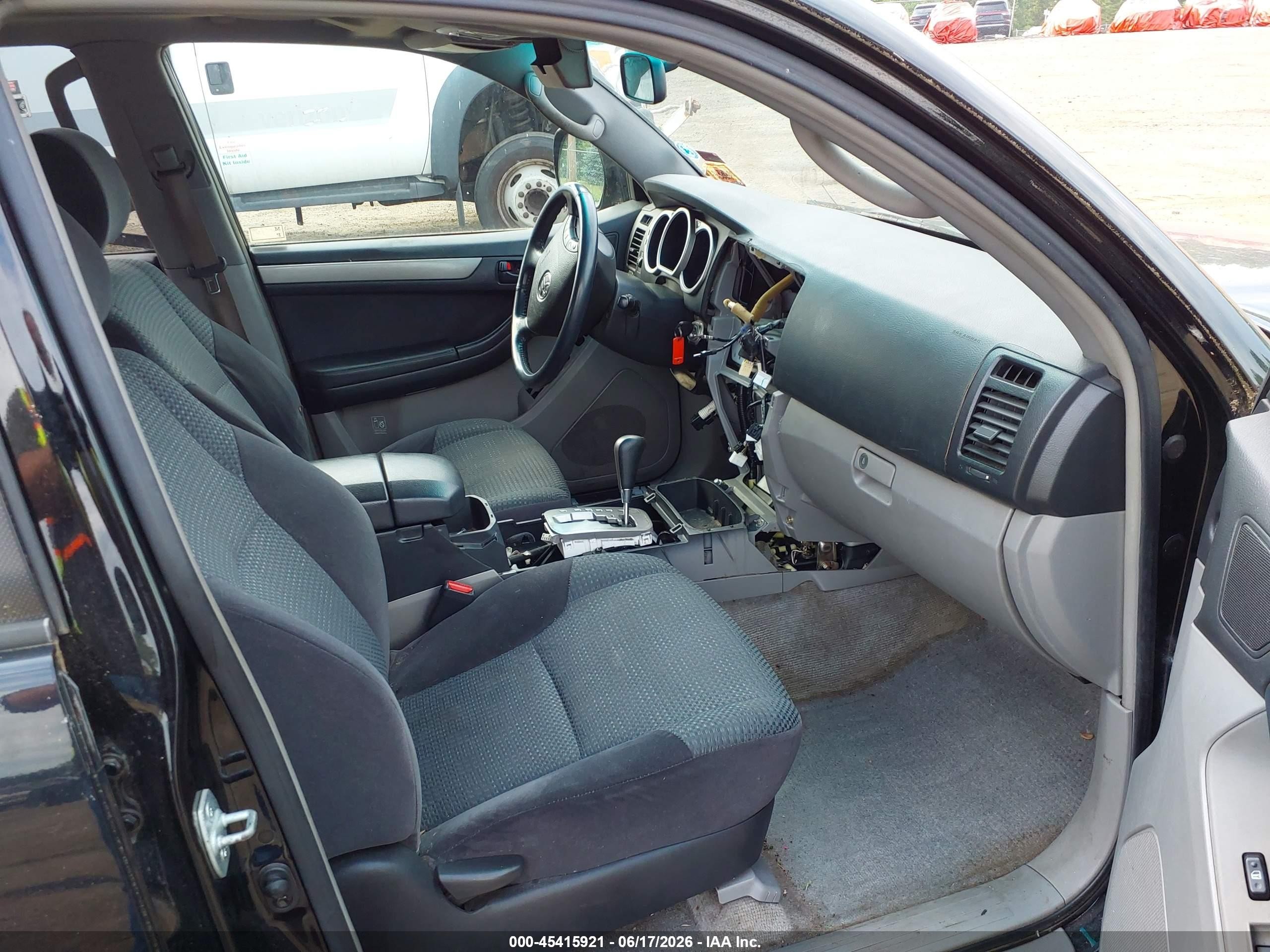 2004 Toyota 4runner Sr5 Sport V6 Black vin: JTEBU14R740026799