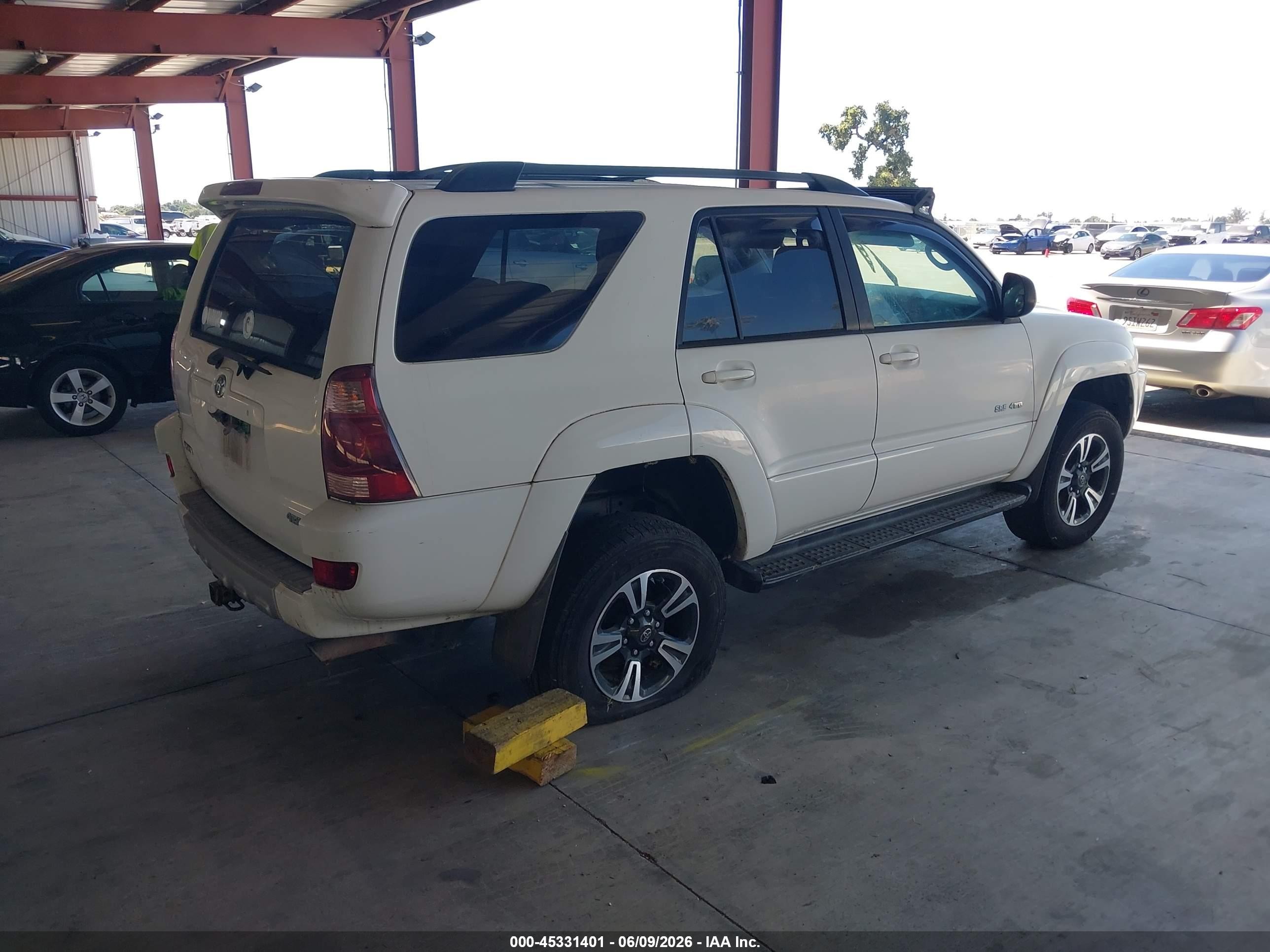 2004 Toyota 4runner Sr5 V6 White vin: JTEBU14R740042968