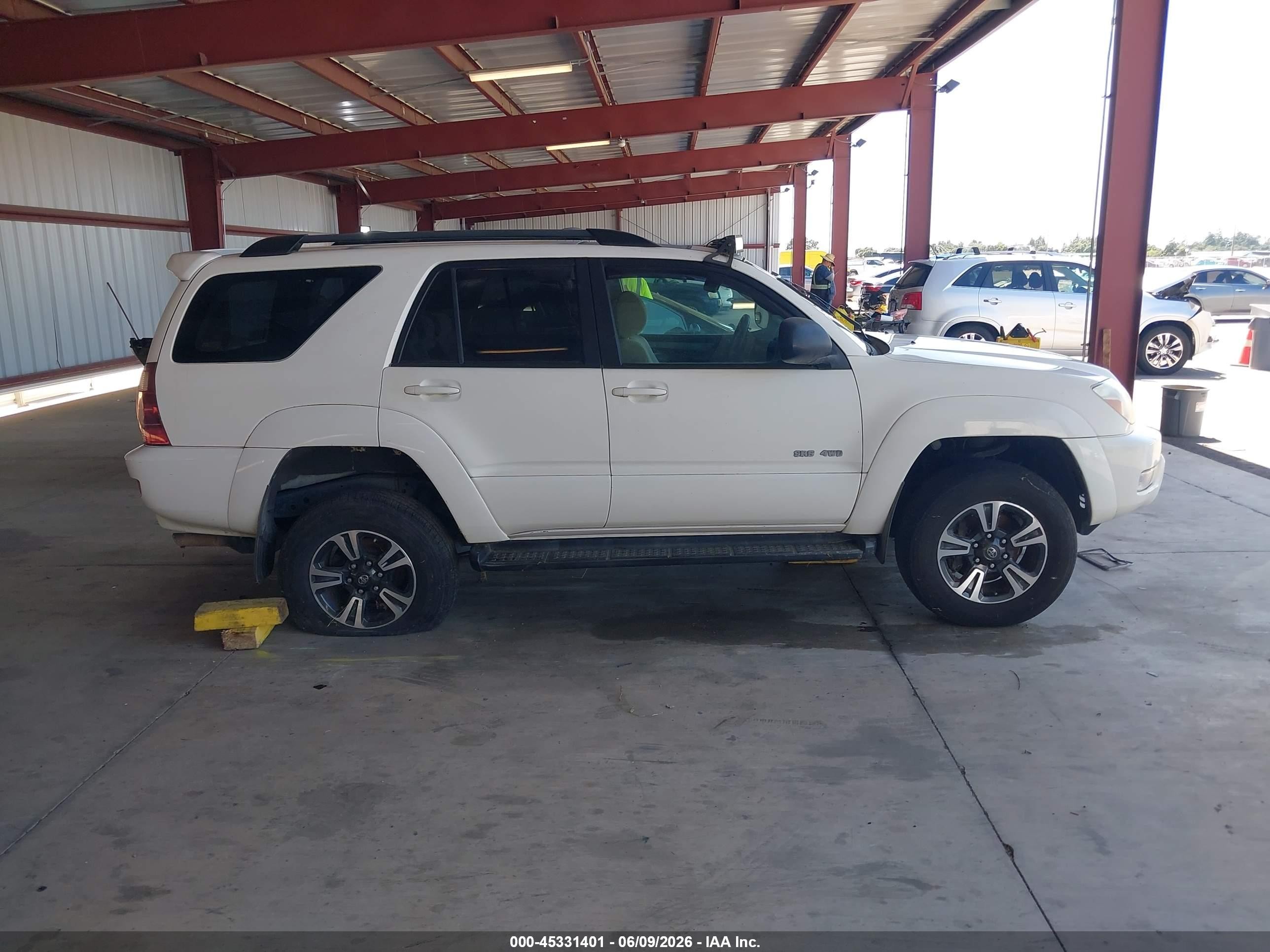 2004 Toyota 4runner Sr5 V6 White vin: JTEBU14R740042968